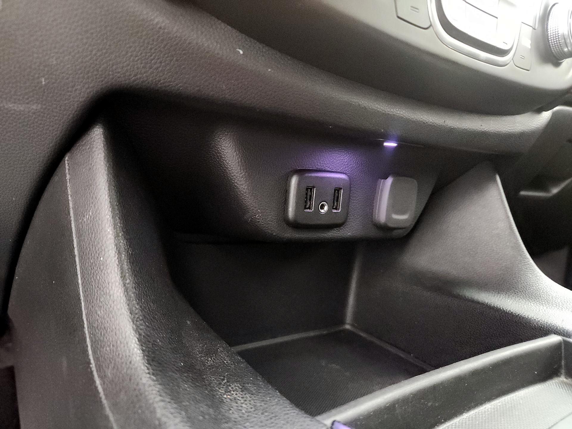 Thumbnail: 2019 Chevrolet Traverse - 18