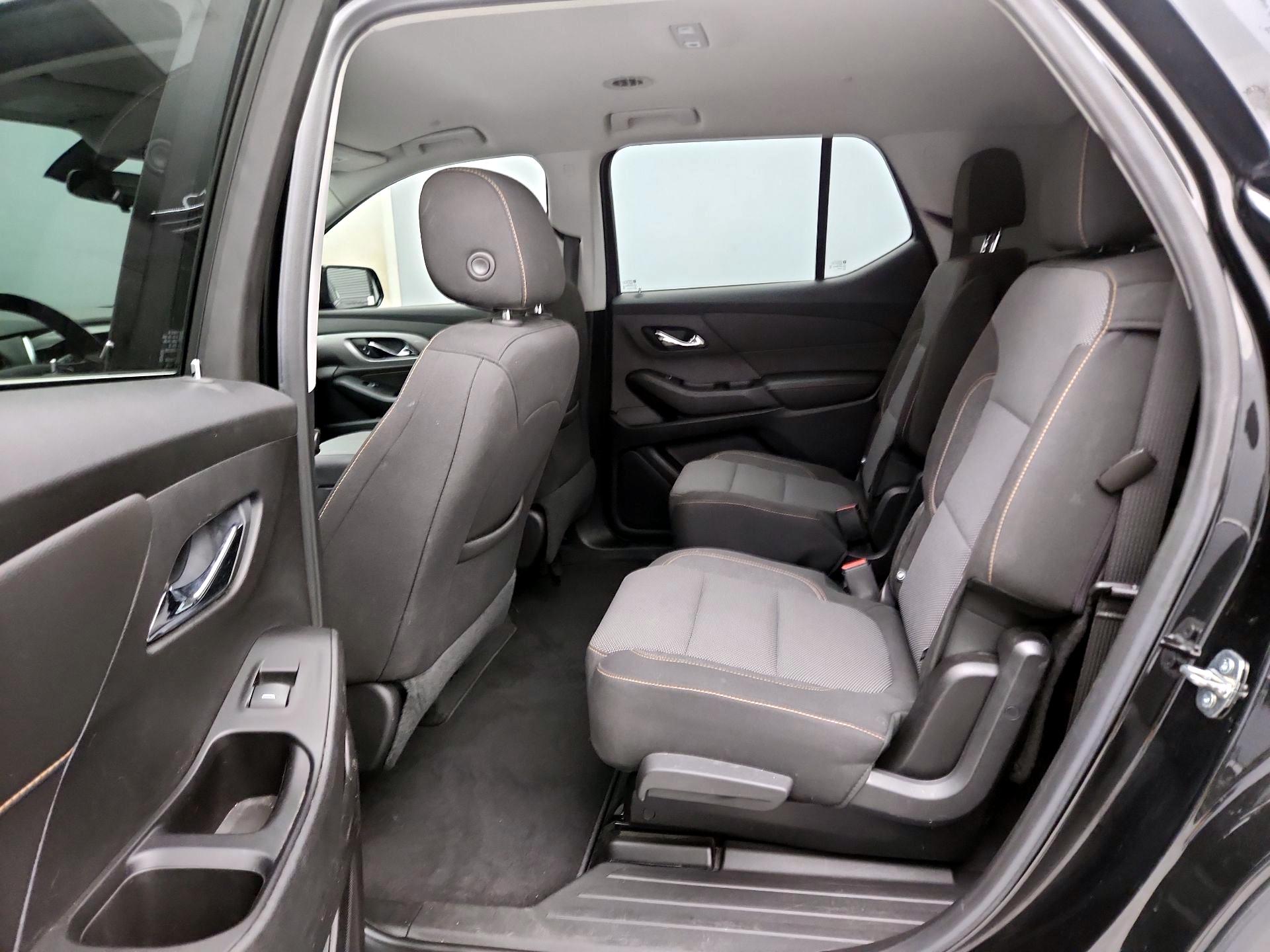 Thumbnail: 2019 Chevrolet Traverse - 19