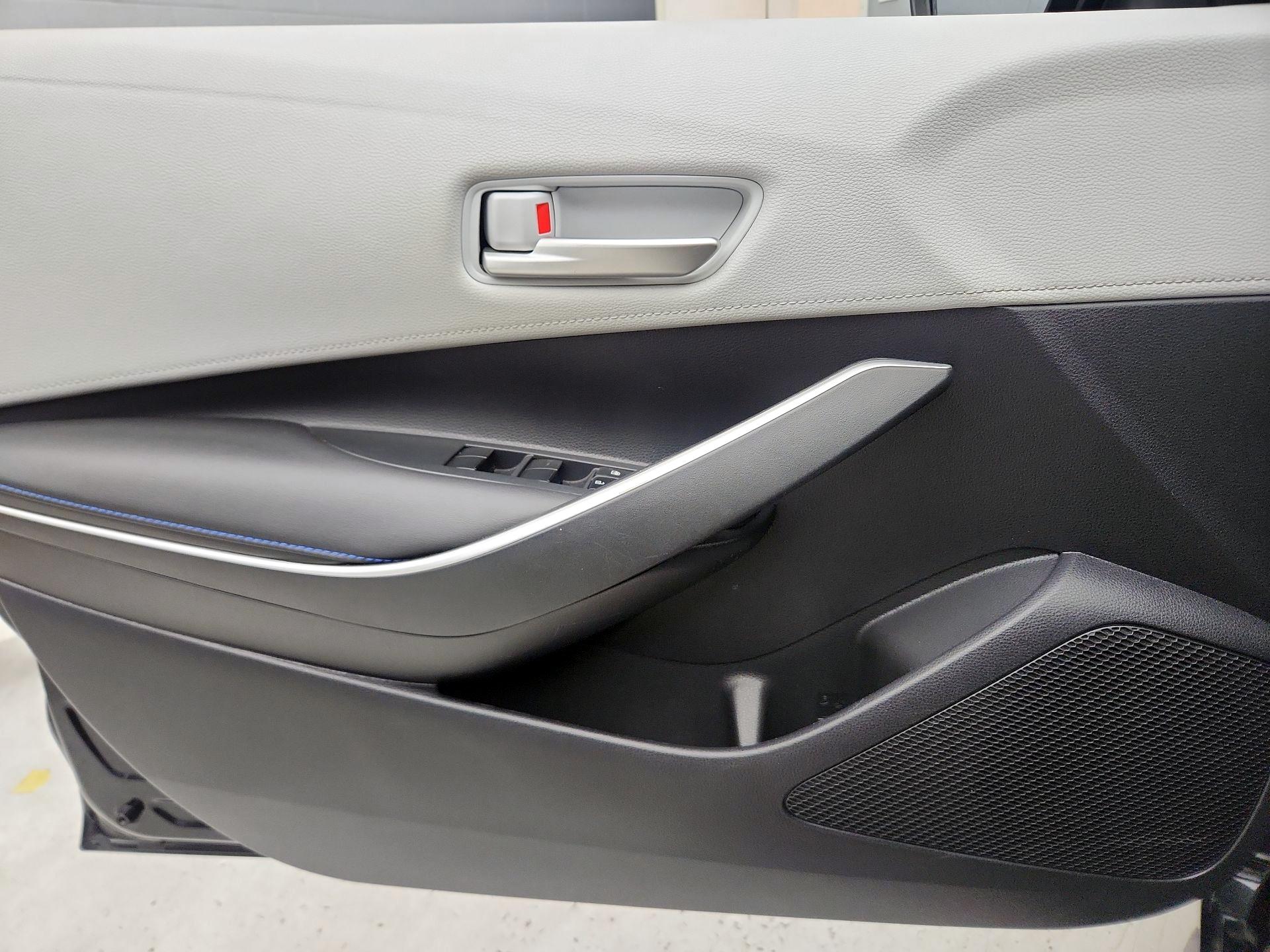 Thumbnail: 2020 Toyota Corolla - 12