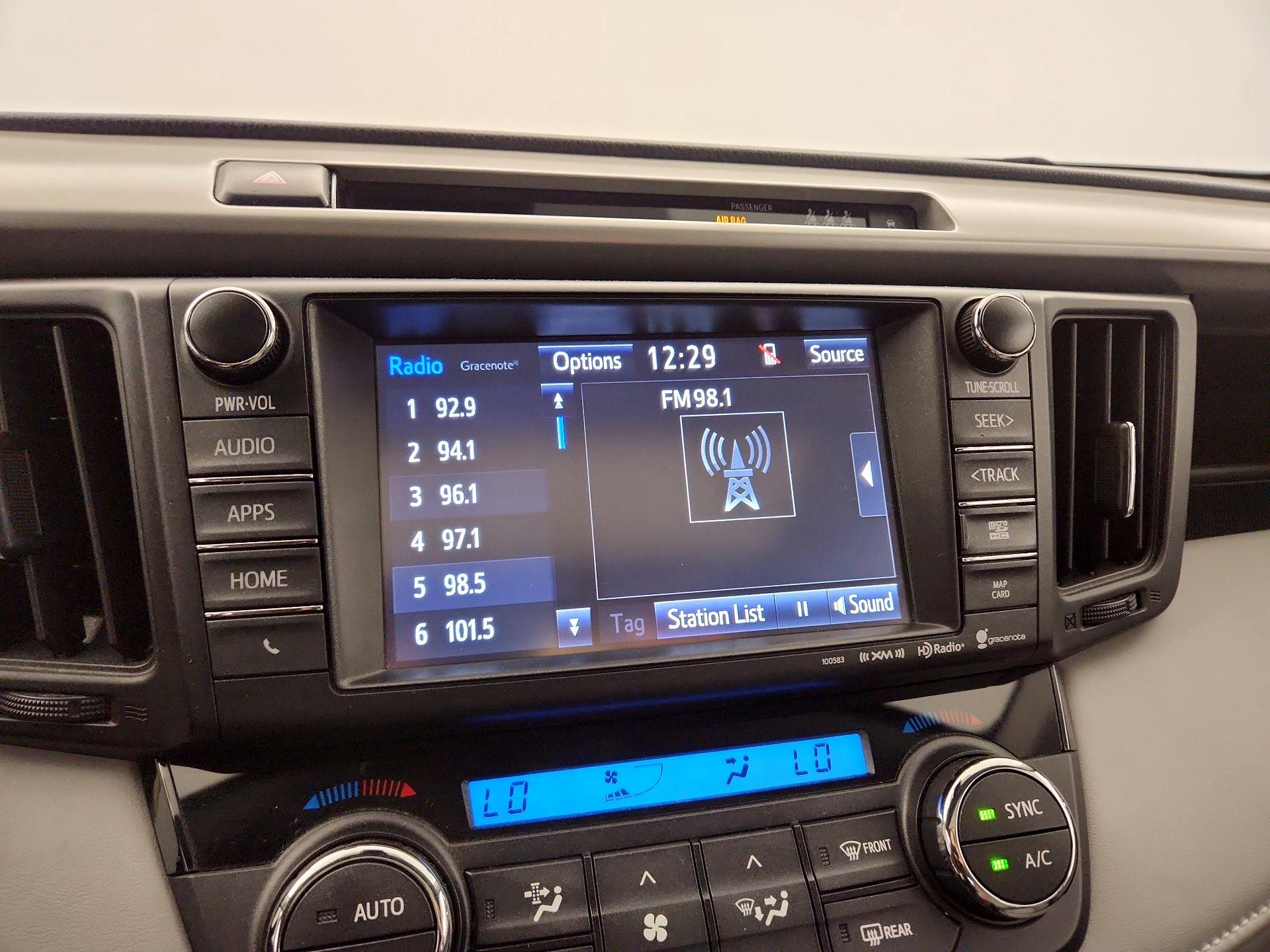 Thumbnail: 2017 Toyota RAV4 - 15