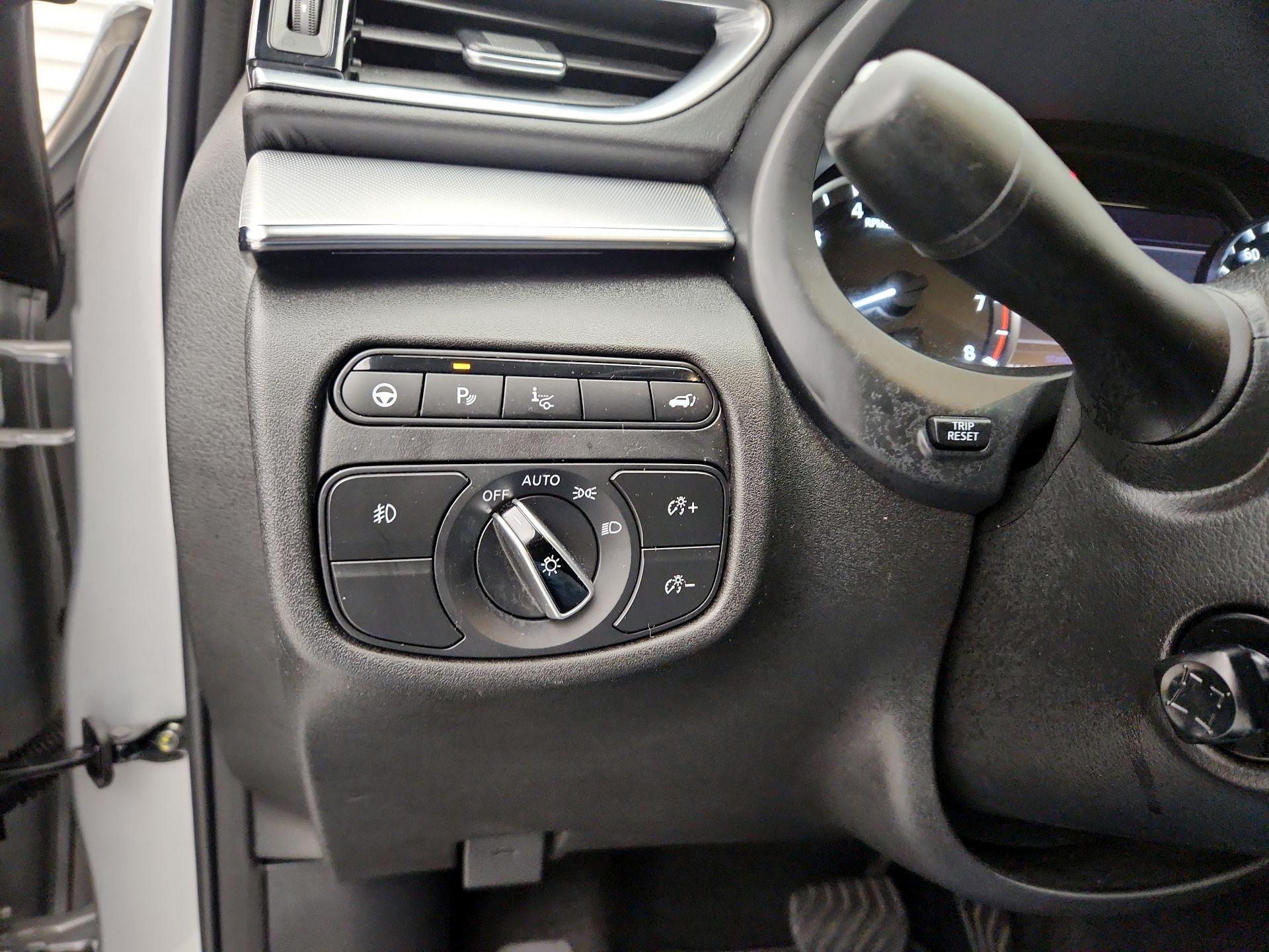 Thumbnail: 2019 INFINITI QX50 - 13