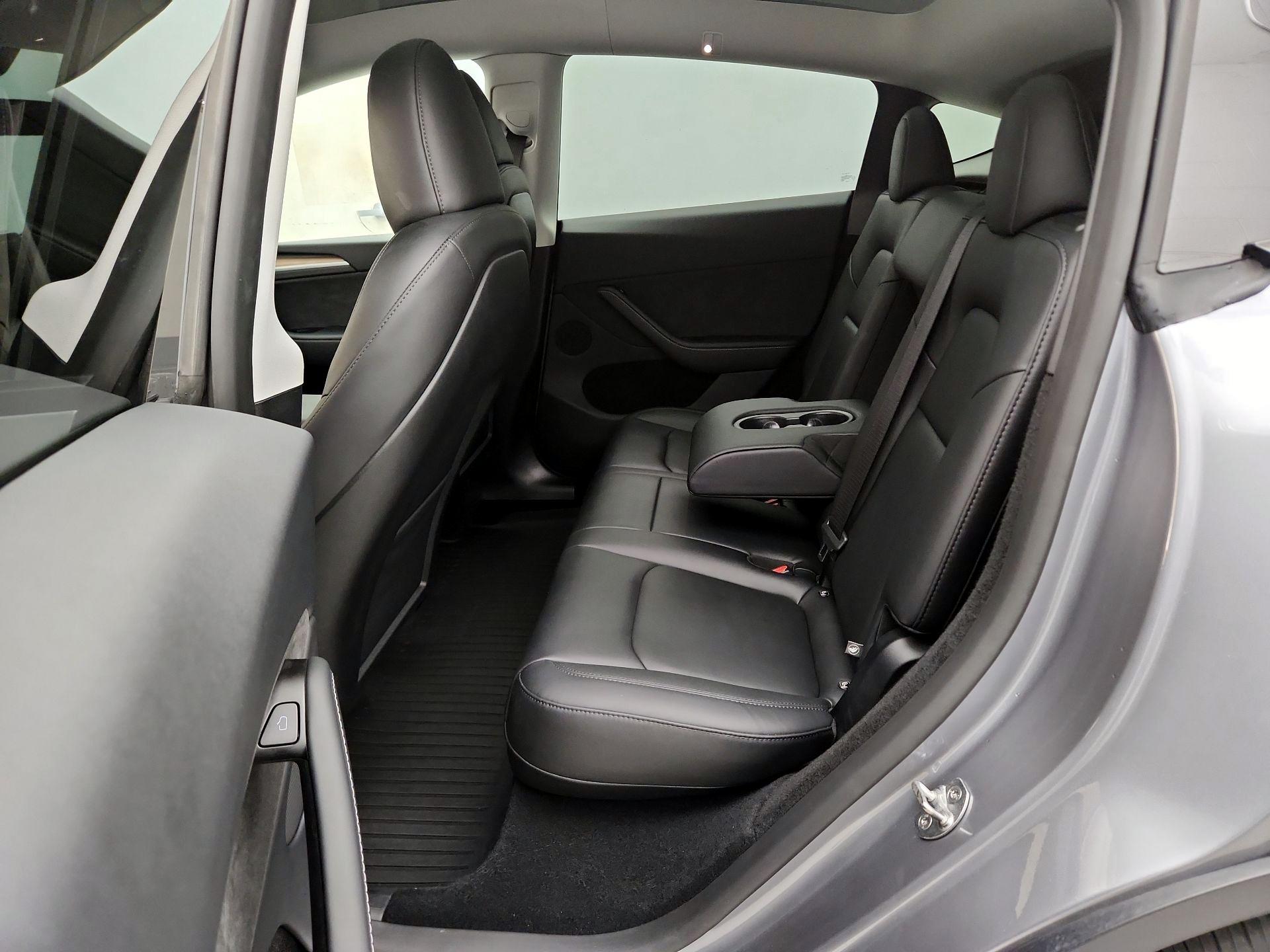 Thumbnail: 2024 Tesla Model Y - 18