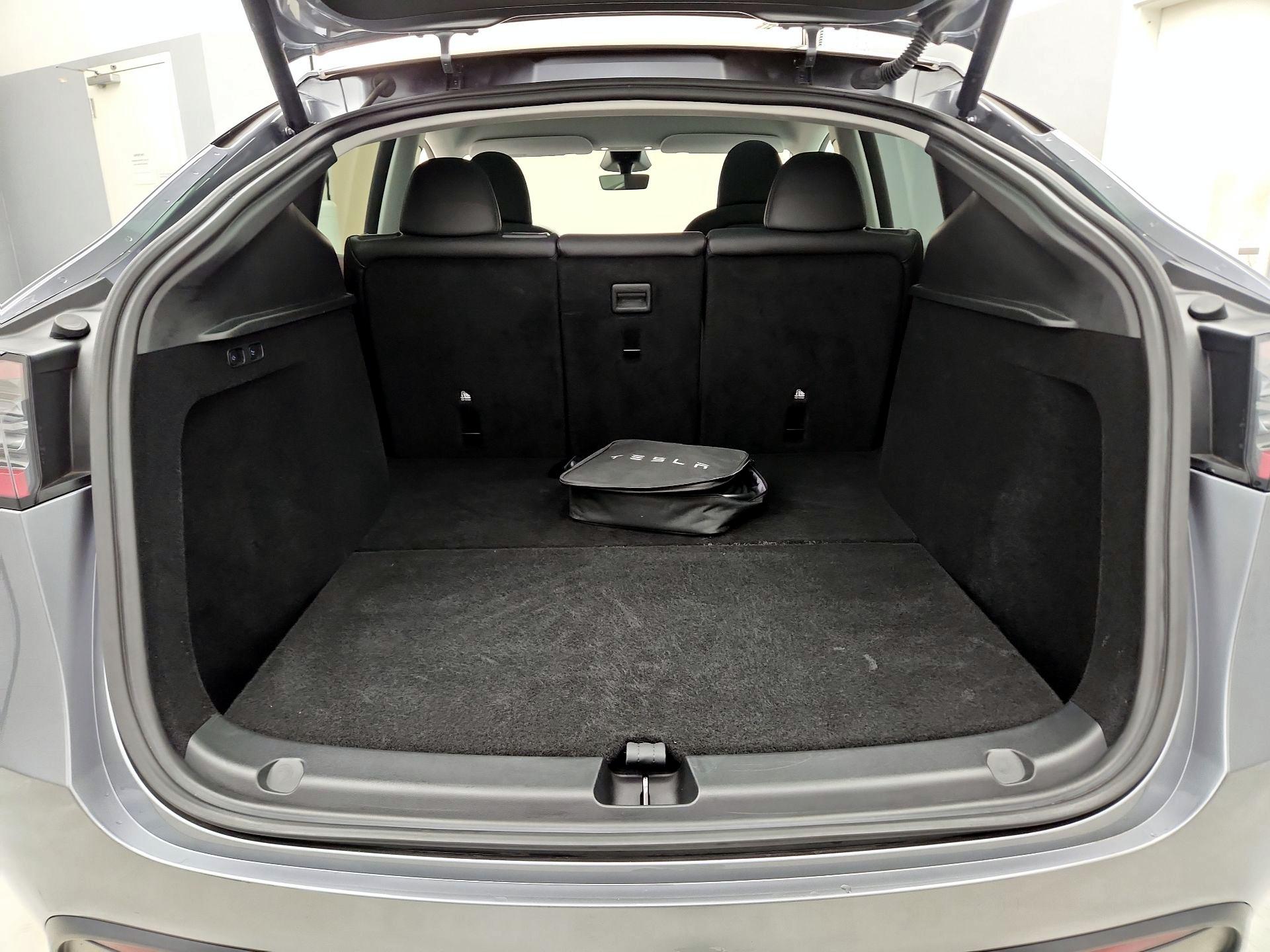 Thumbnail: 2024 Tesla Model Y - 19