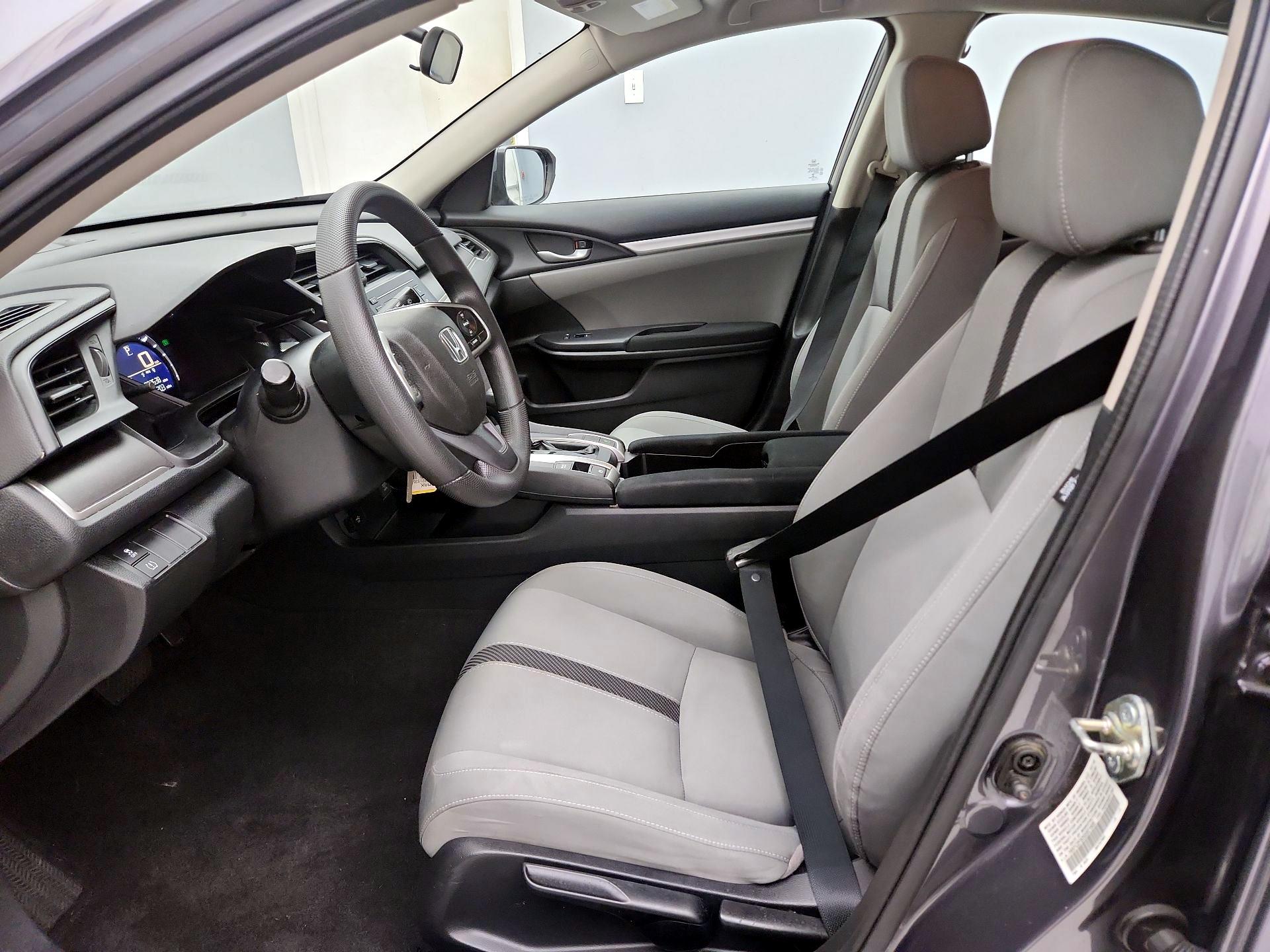 Thumbnail: 2016 Honda Civic - 11