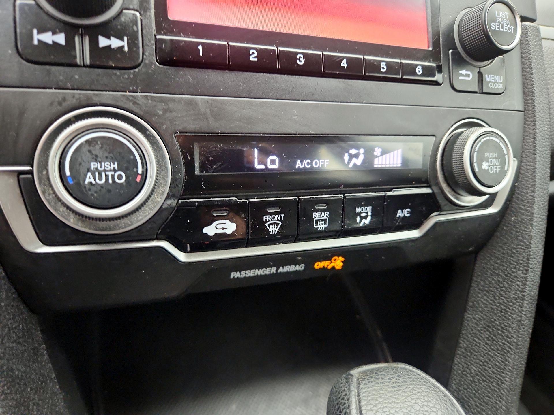 Thumbnail: 2016 Honda Civic - 16