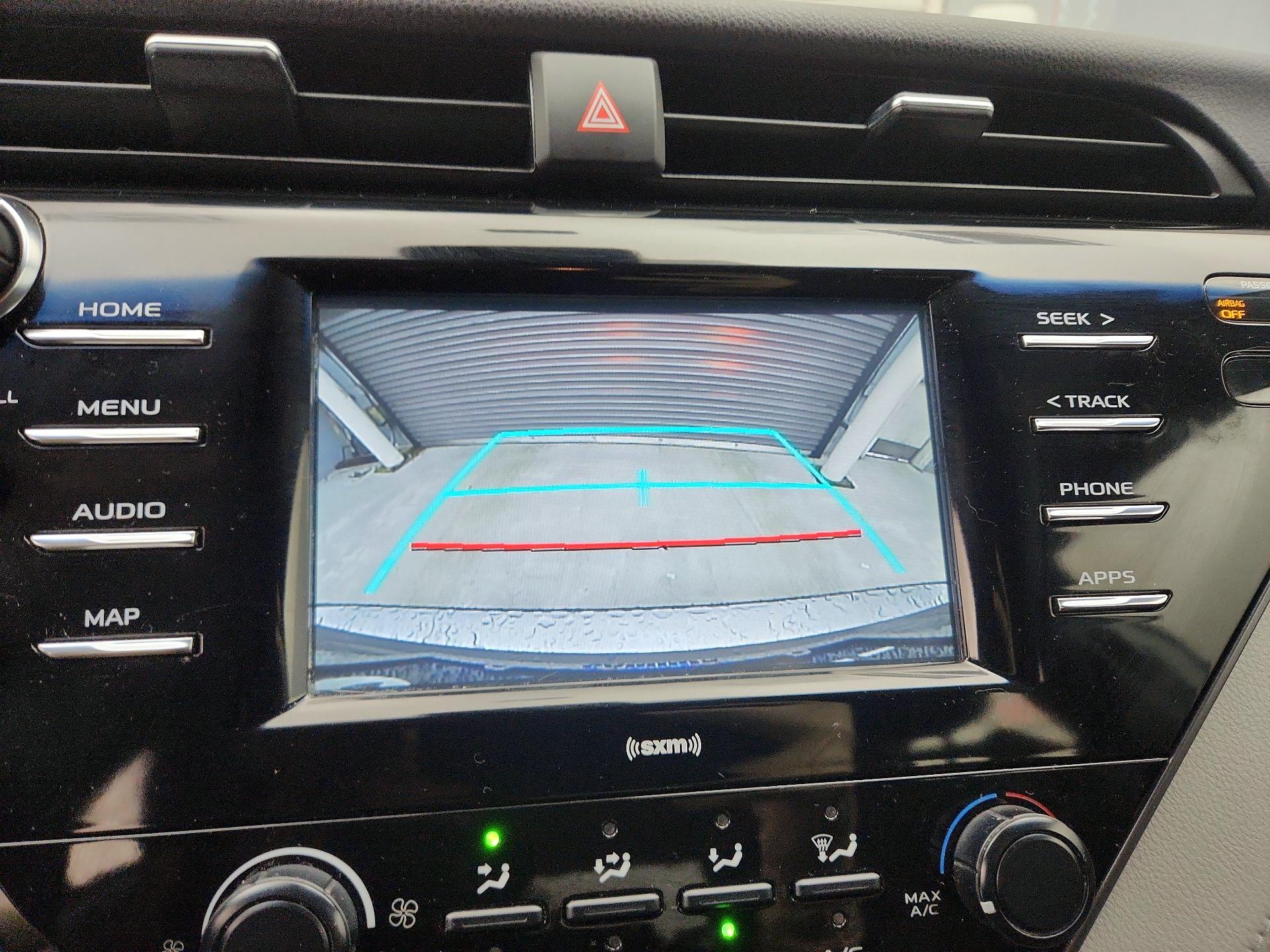 Thumbnail: 2020 Toyota Camry - 14