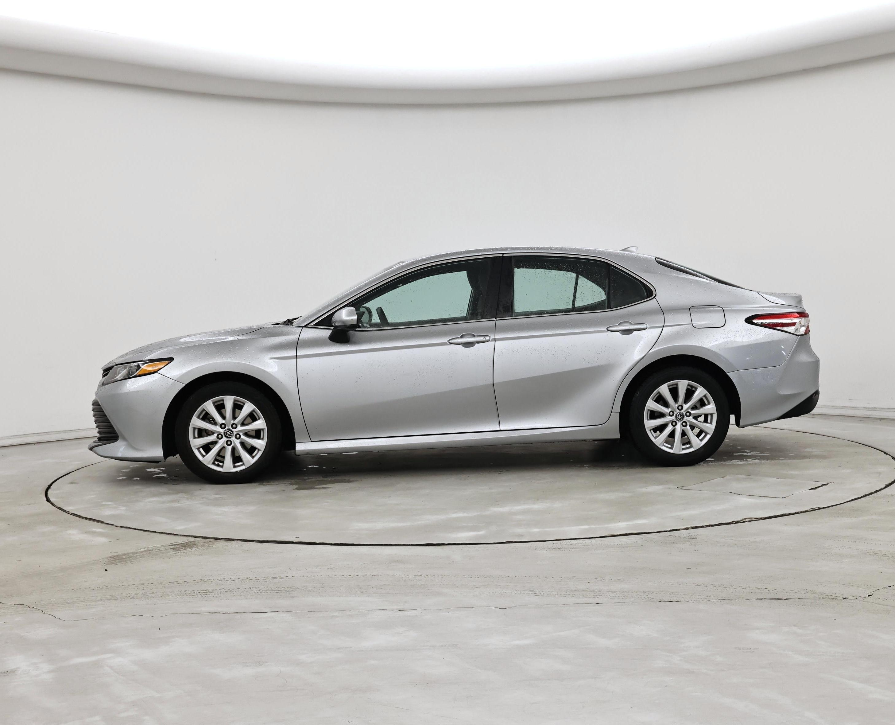 Thumbnail: 2020 Toyota Camry - 3