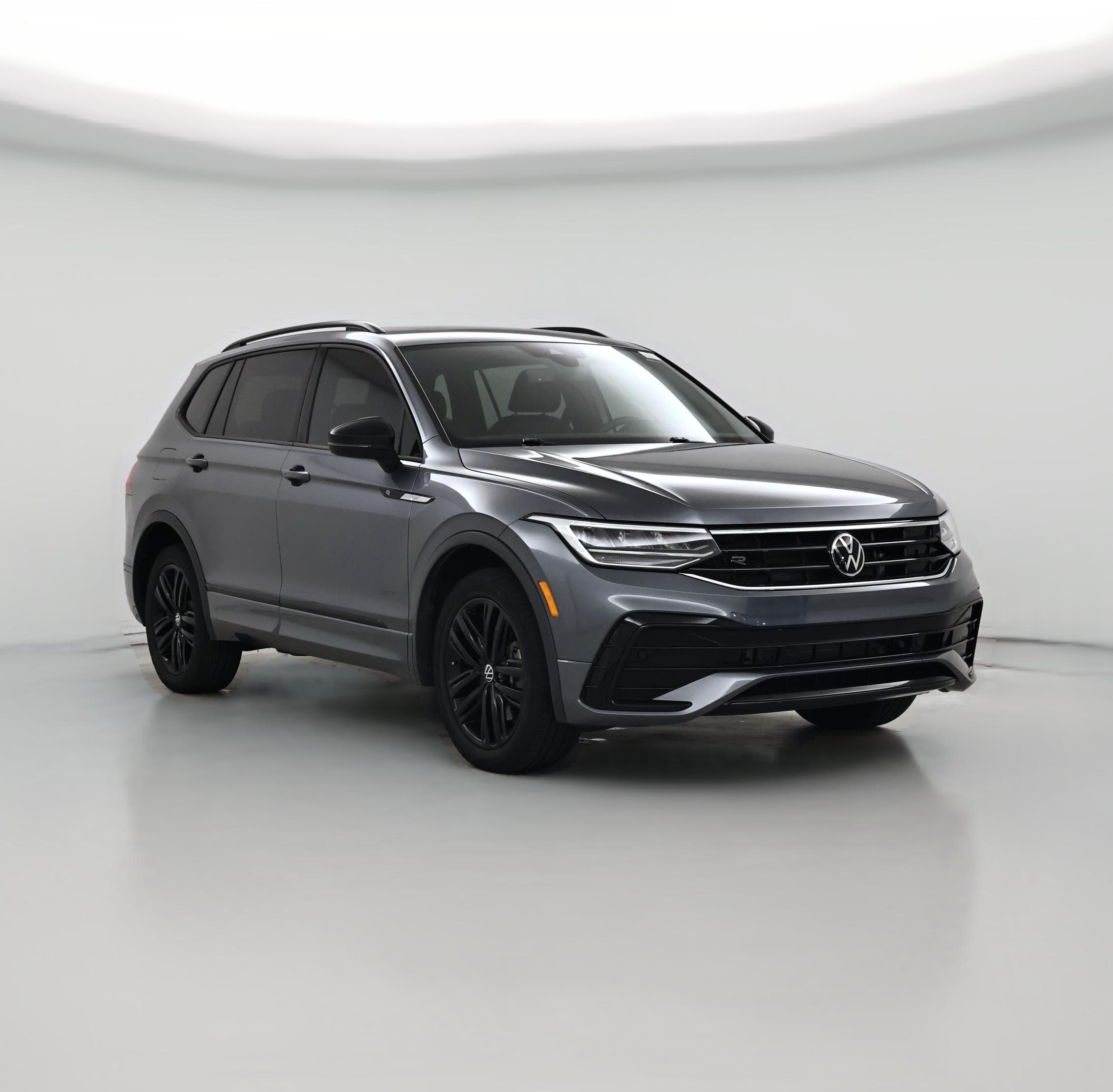 Thumbnail: 2022 Volkswagen Tiguan - 1