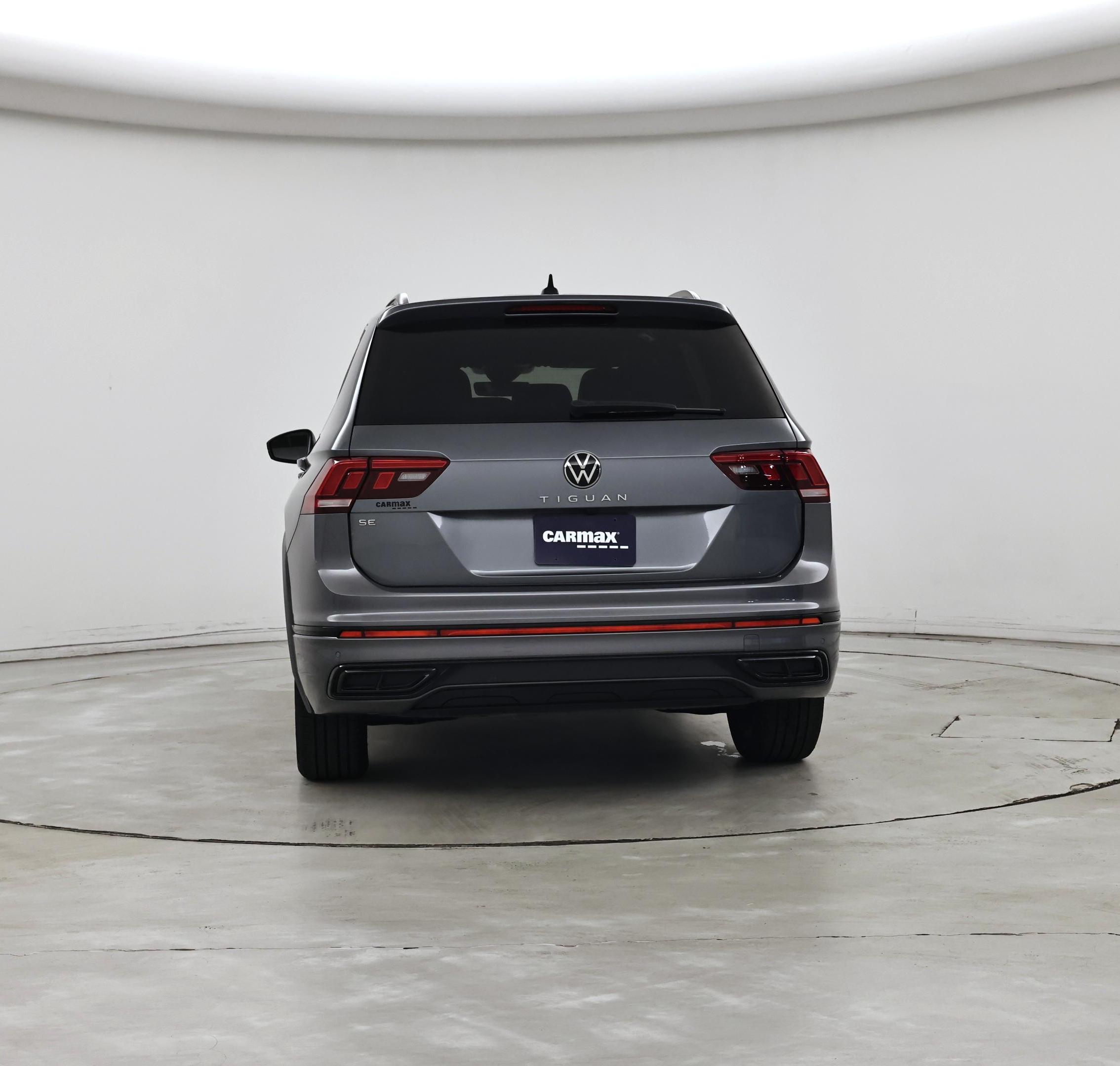 Thumbnail: 2022 Volkswagen Tiguan - 6