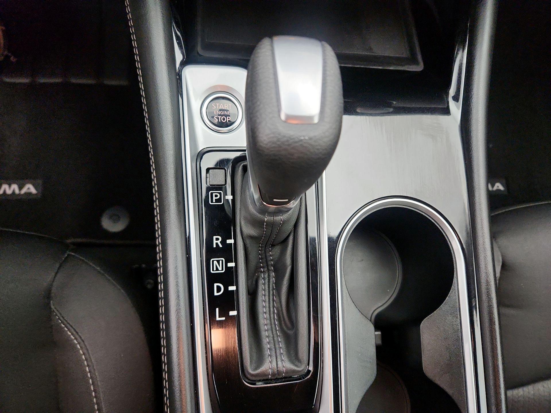 Thumbnail: 2023 Nissan Altima - 17