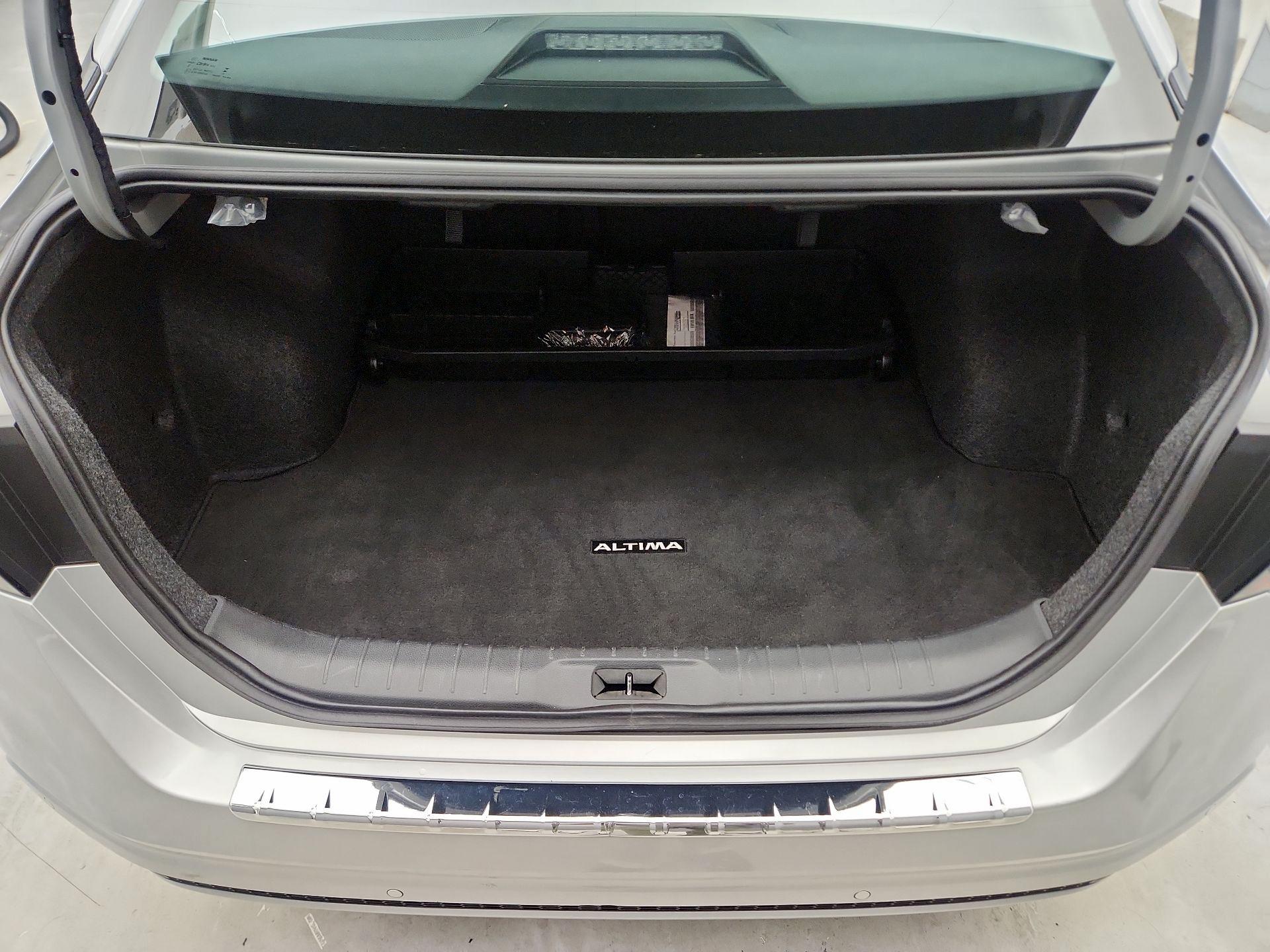 Thumbnail: 2023 Nissan Altima - 20