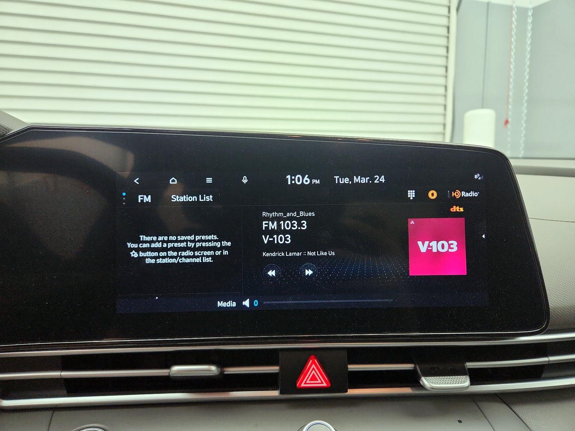 Thumbnail: 2023 Hyundai Elantra - 16