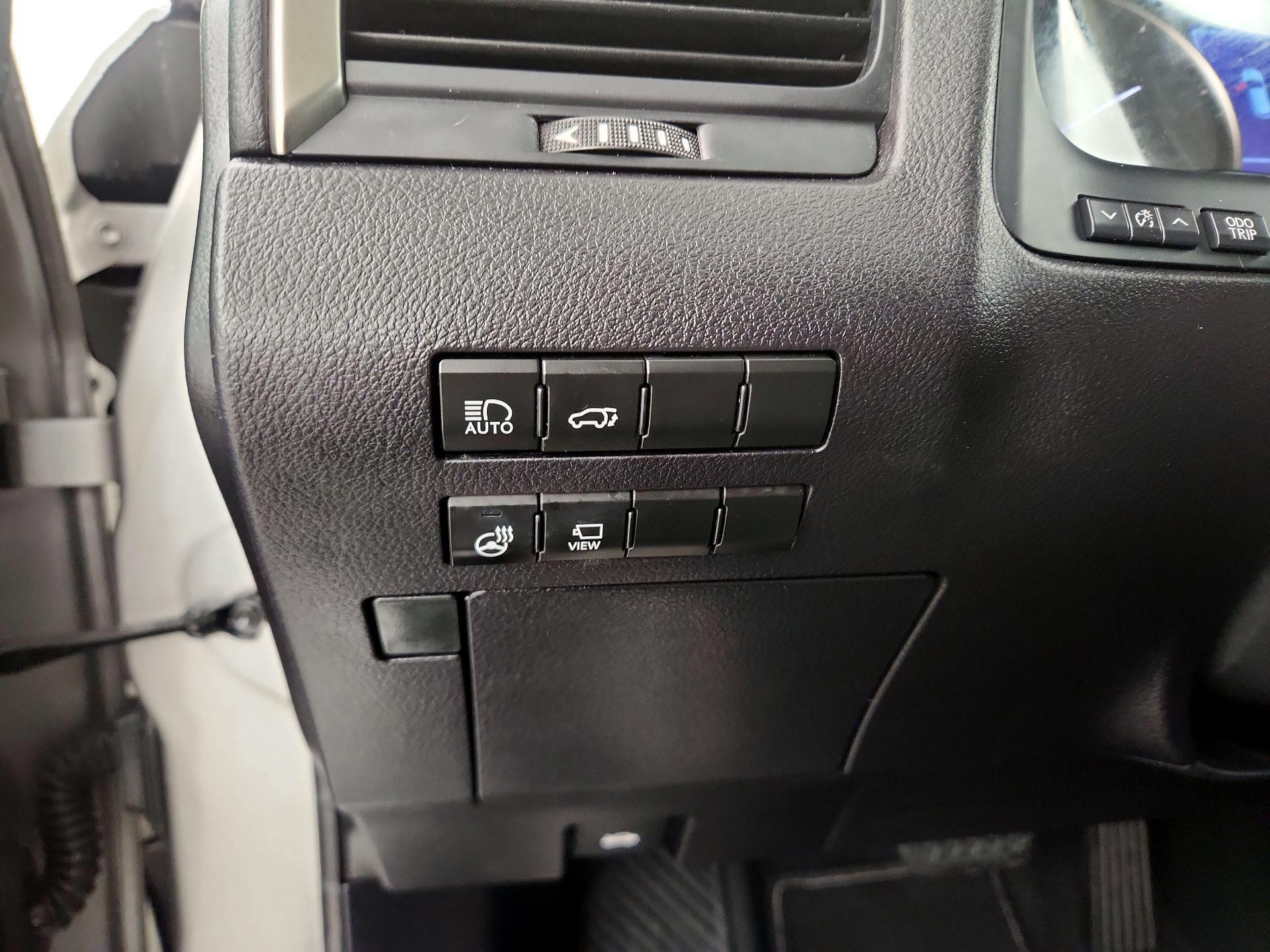 Thumbnail: 2022 Lexus RX - 13