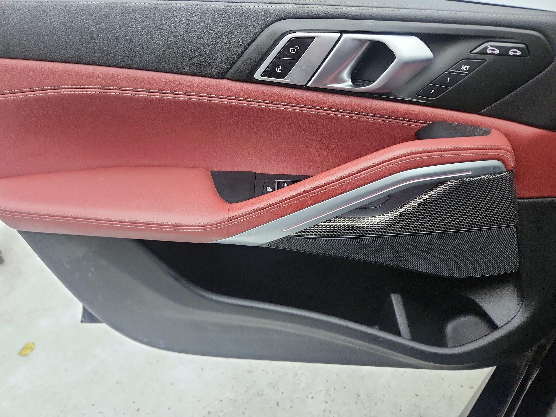 Thumbnail: 2022 BMW X6 - 12