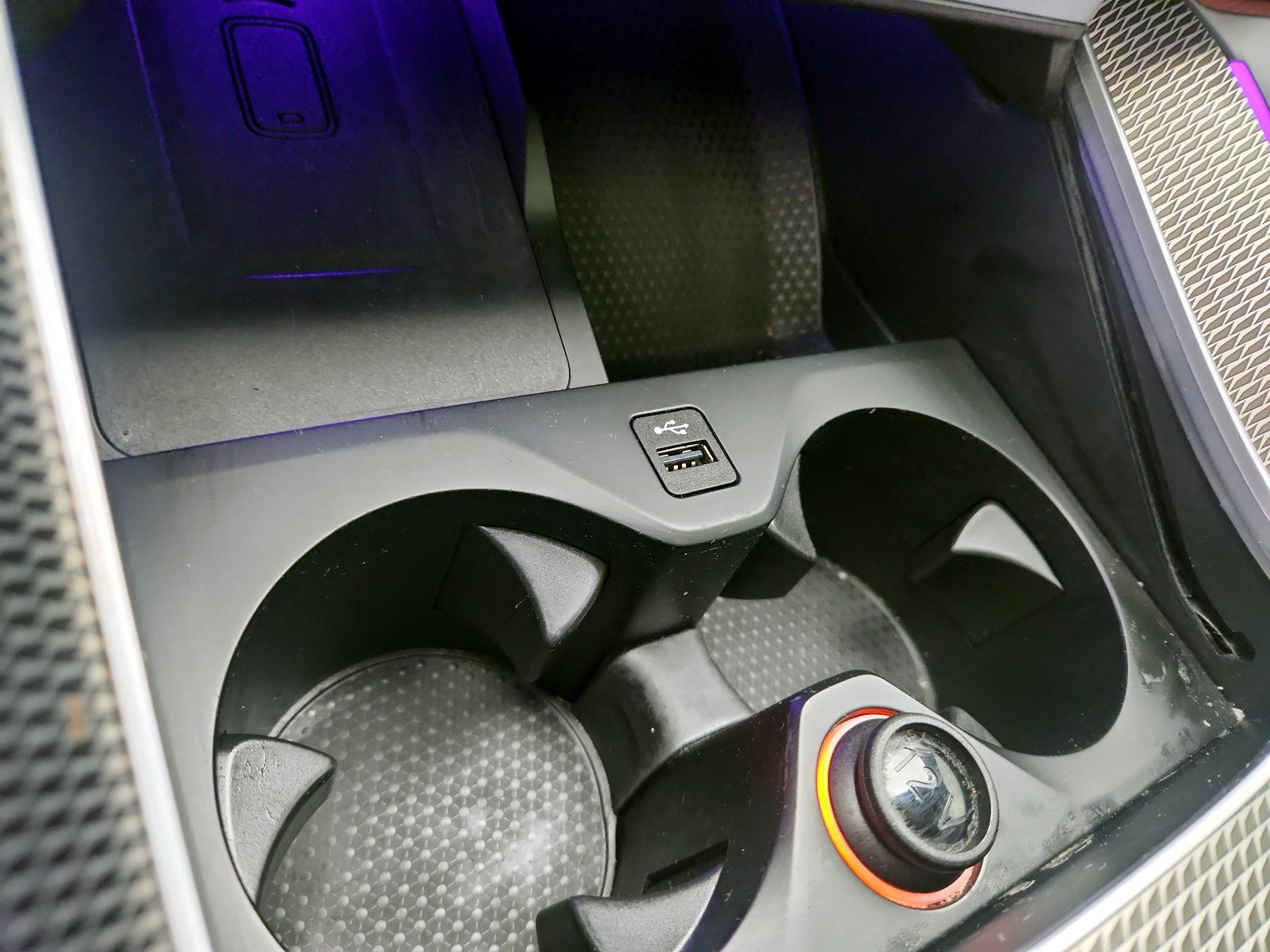 Thumbnail: 2022 BMW X6 - 19