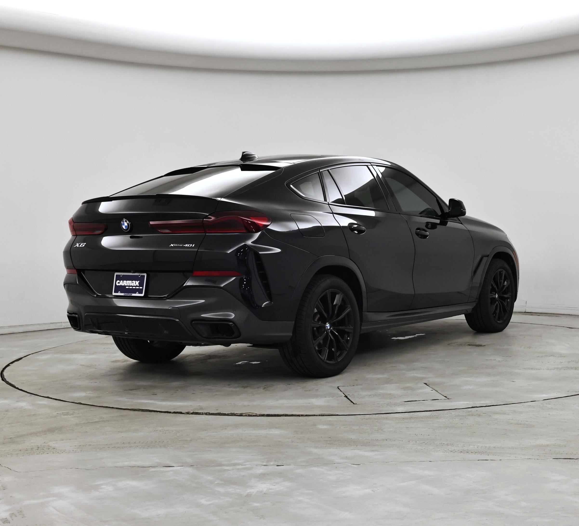 Thumbnail: 2022 BMW X6 - 8