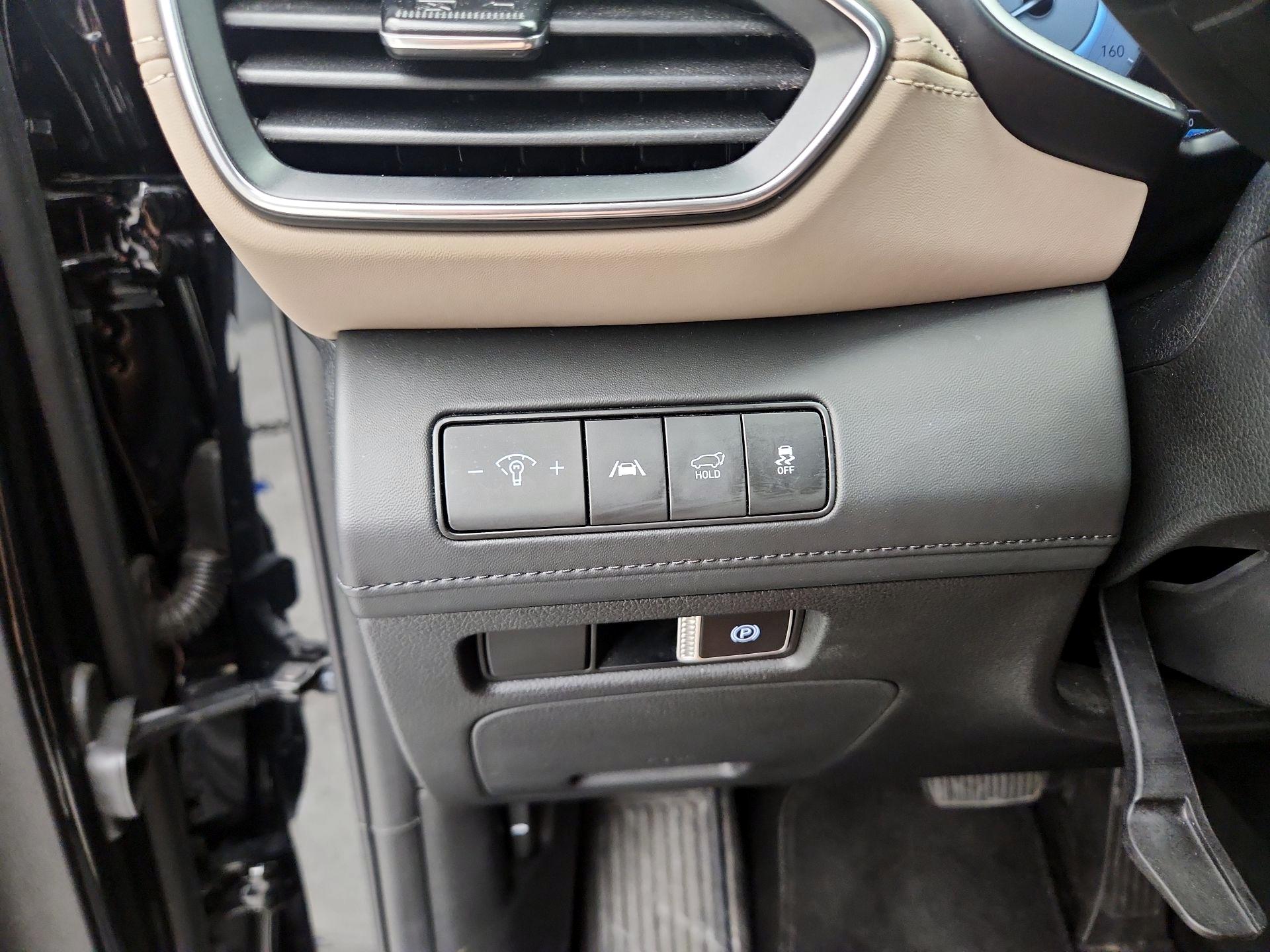 Thumbnail: 2023 Hyundai Santa Fe - 13