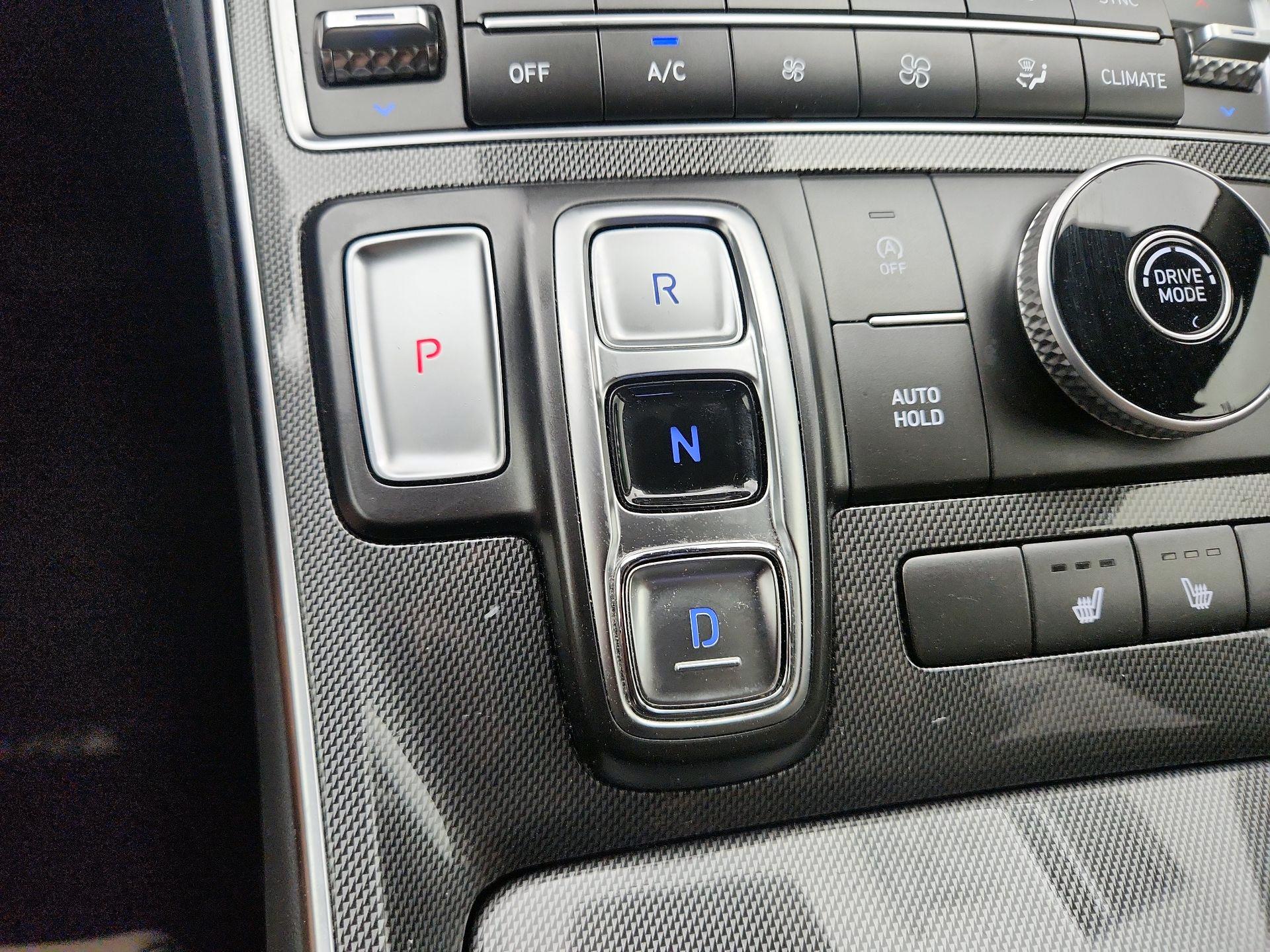 Thumbnail: 2023 Hyundai Santa Fe - 18