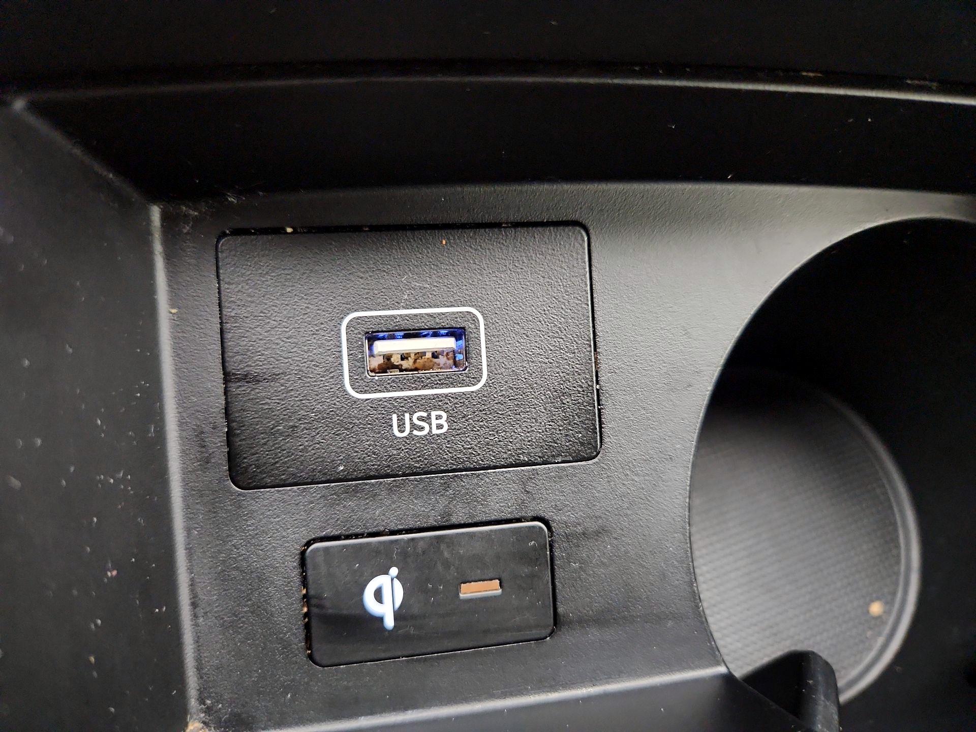 Thumbnail: 2023 Hyundai Santa Fe - 19