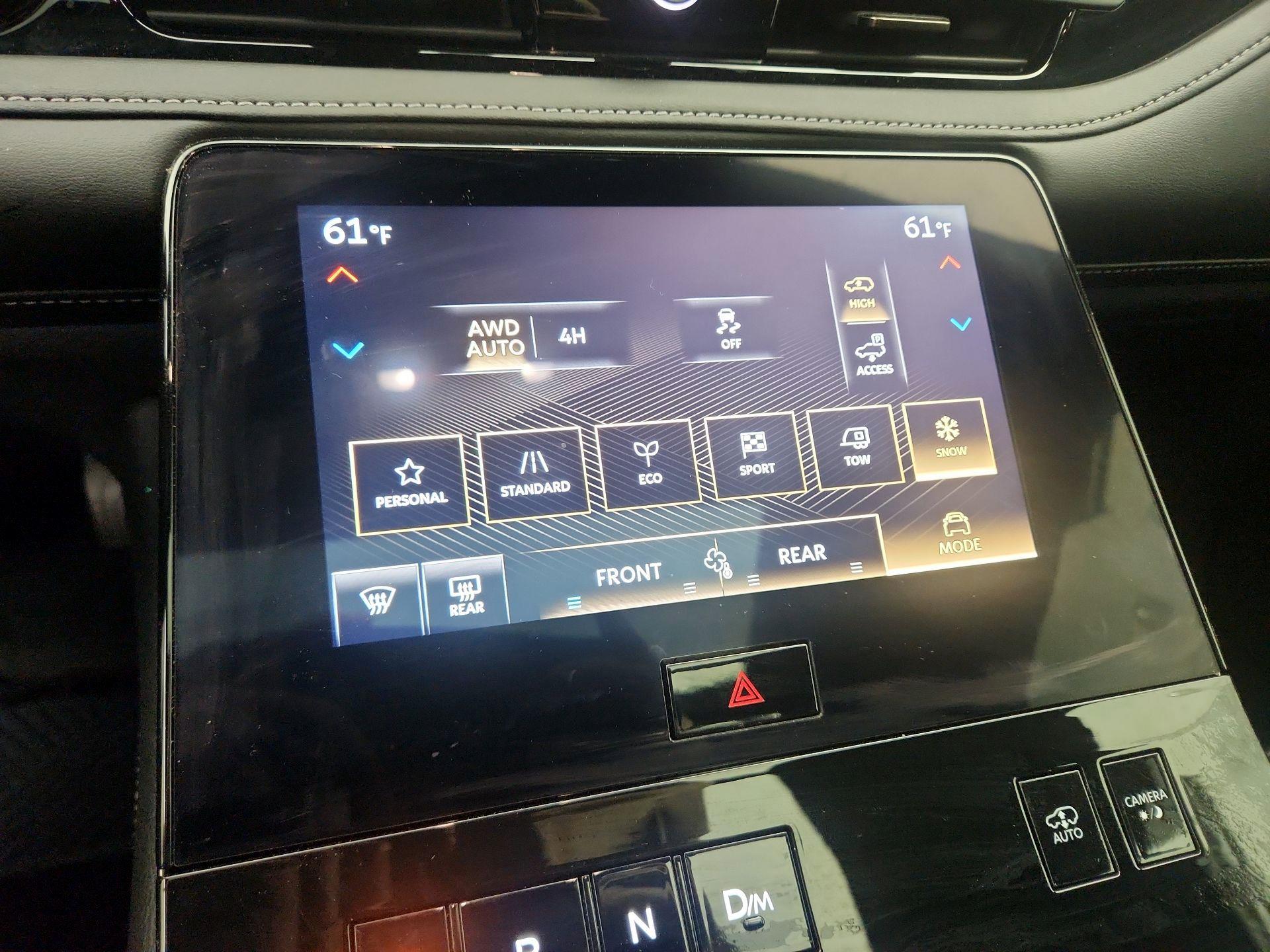 Thumbnail: 2025 INFINITI QX80 - 16