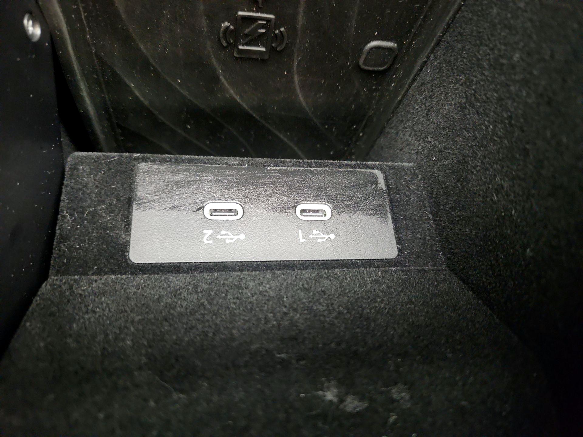 Thumbnail: 2025 INFINITI QX80 - 18