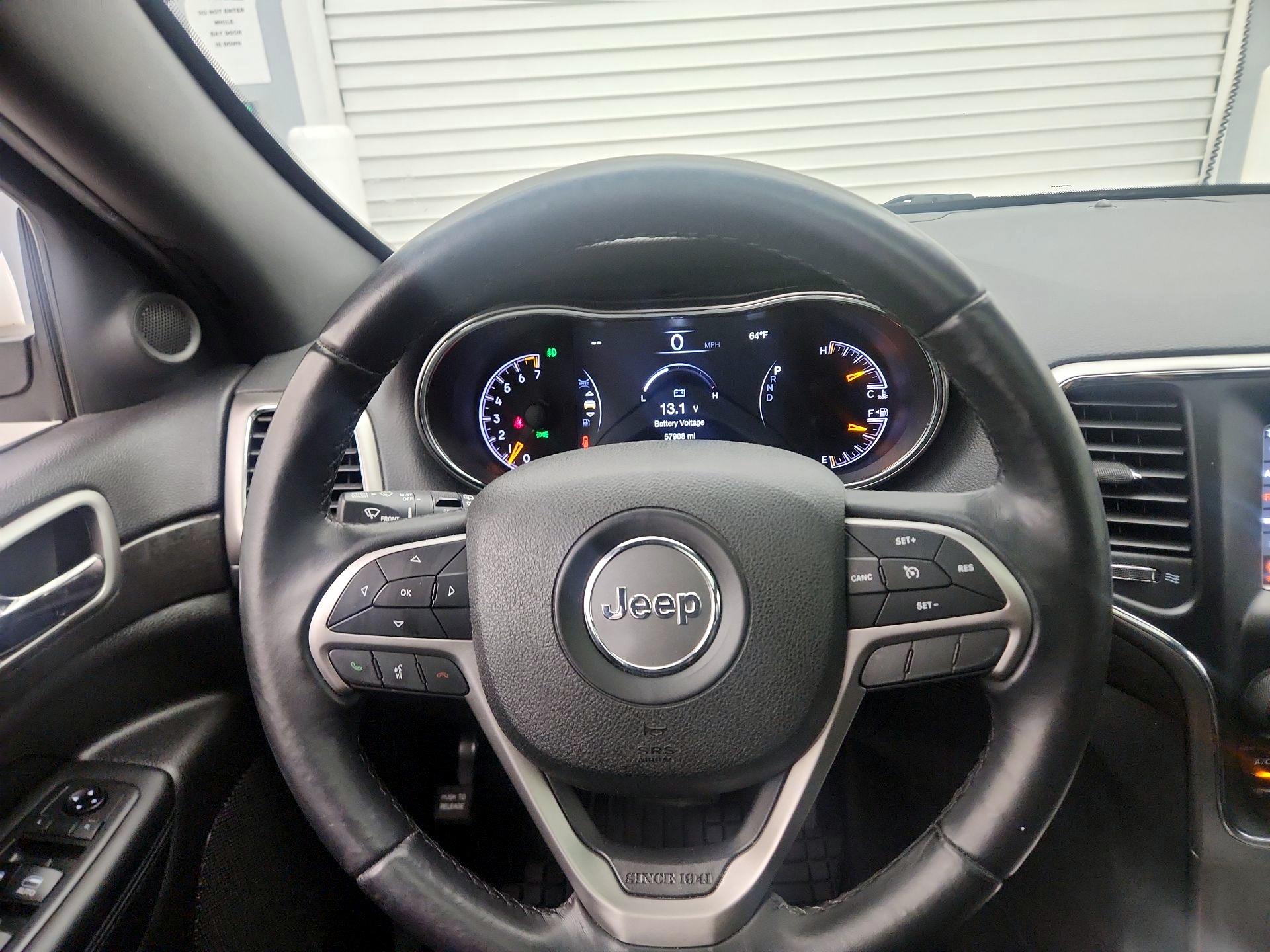 Thumbnail: 2018 Jeep Grand Cherokee - 10