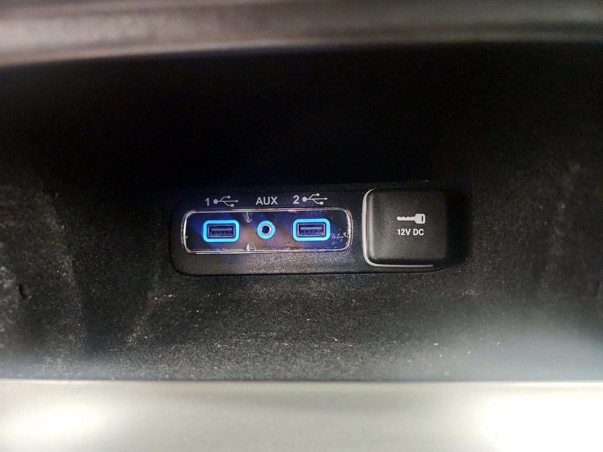 Thumbnail: 2018 Jeep Grand Cherokee - 18