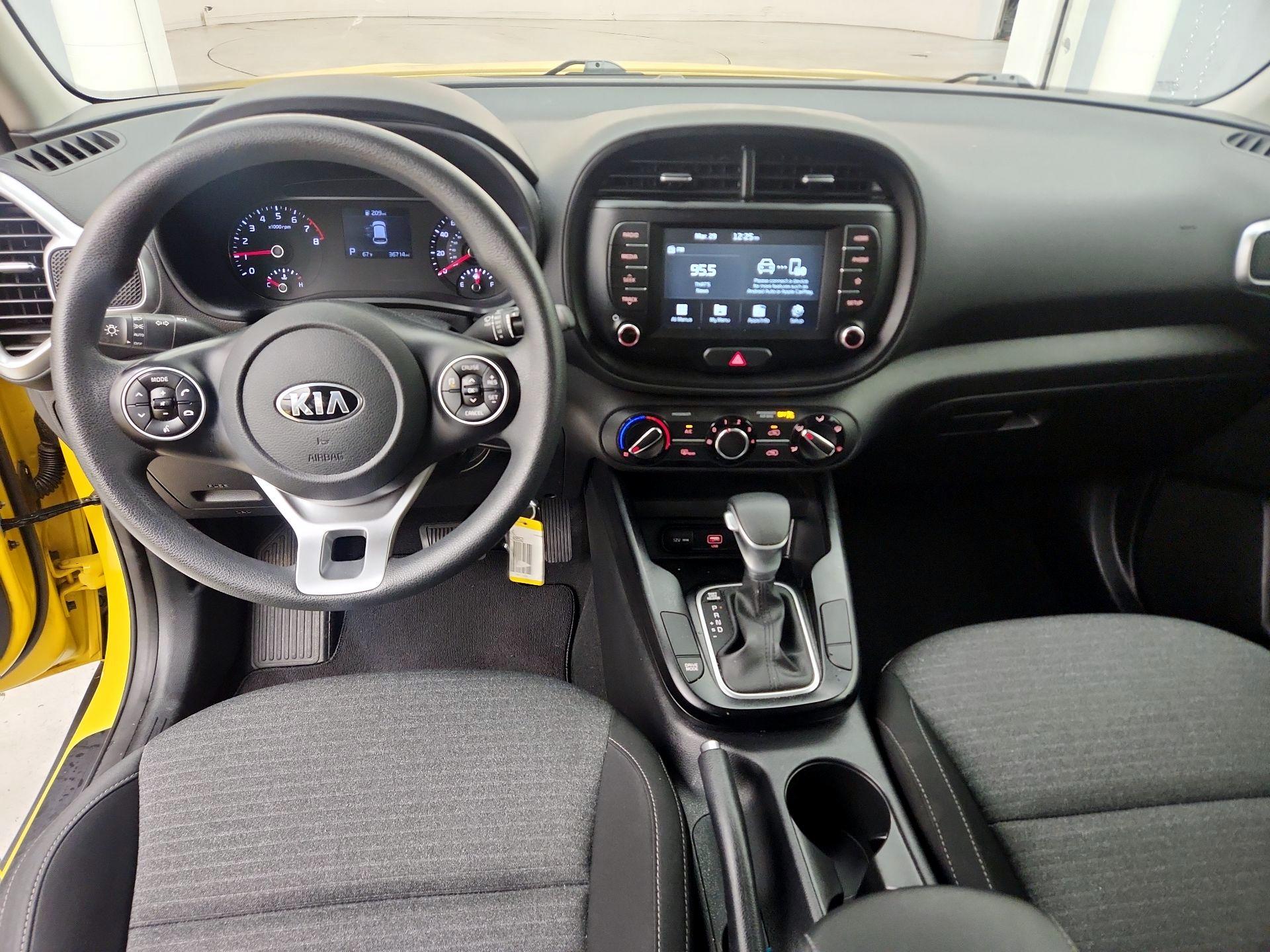 Thumbnail: 2020 Kia Soul - 9