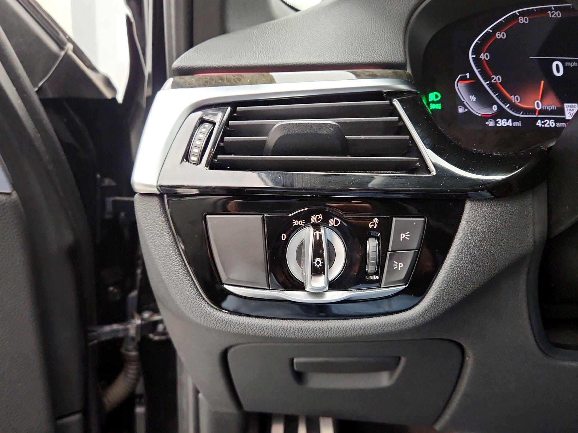 Thumbnail: 2021 BMW 5 Series - 13