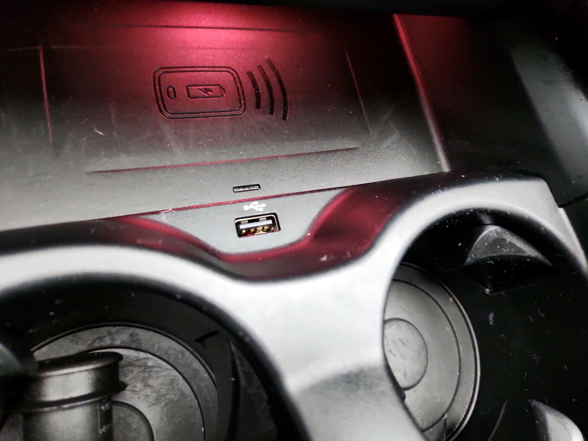 Thumbnail: 2021 BMW 5 Series - 19