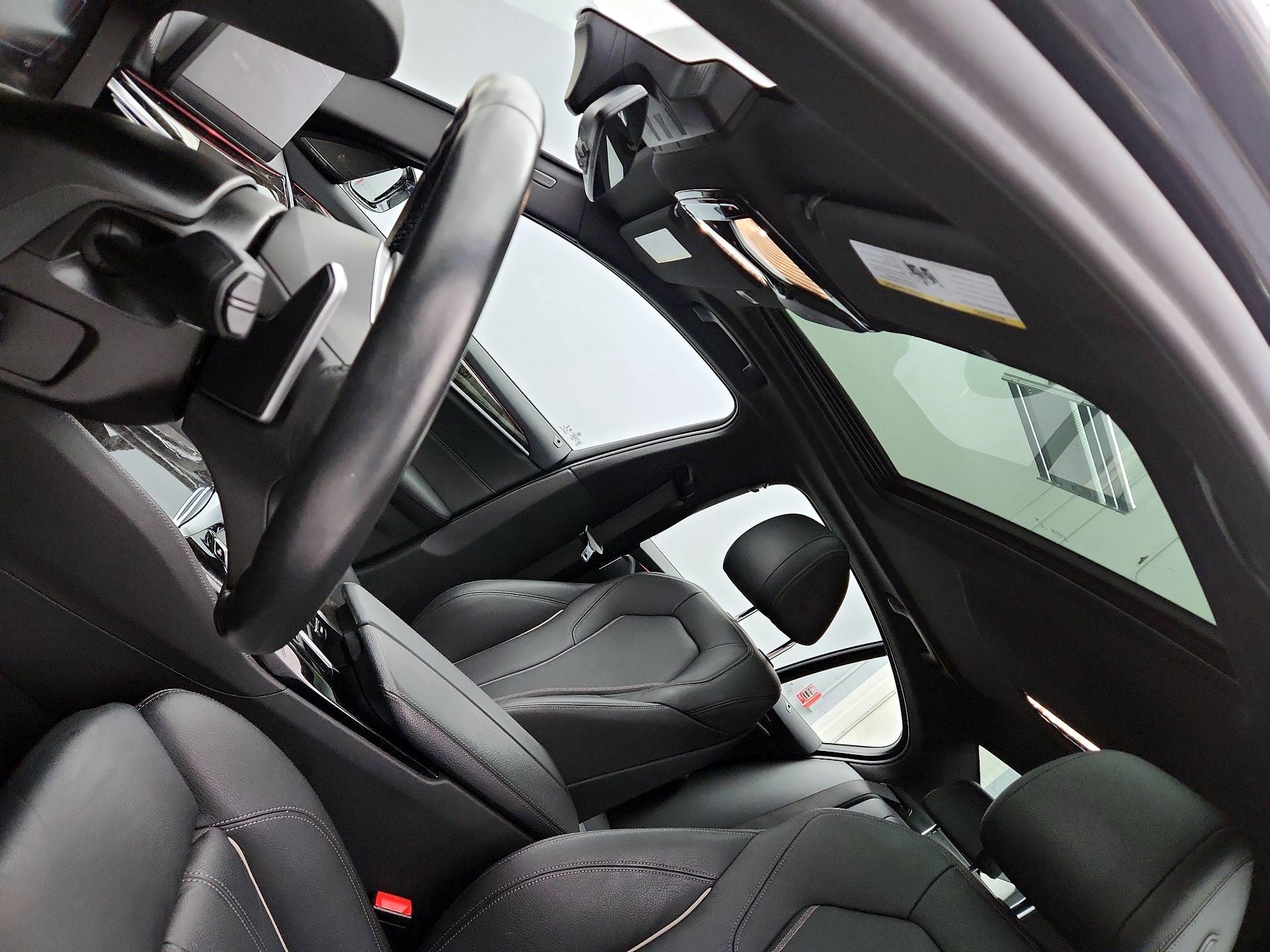 Thumbnail: 2021 BMW 5 Series - 20