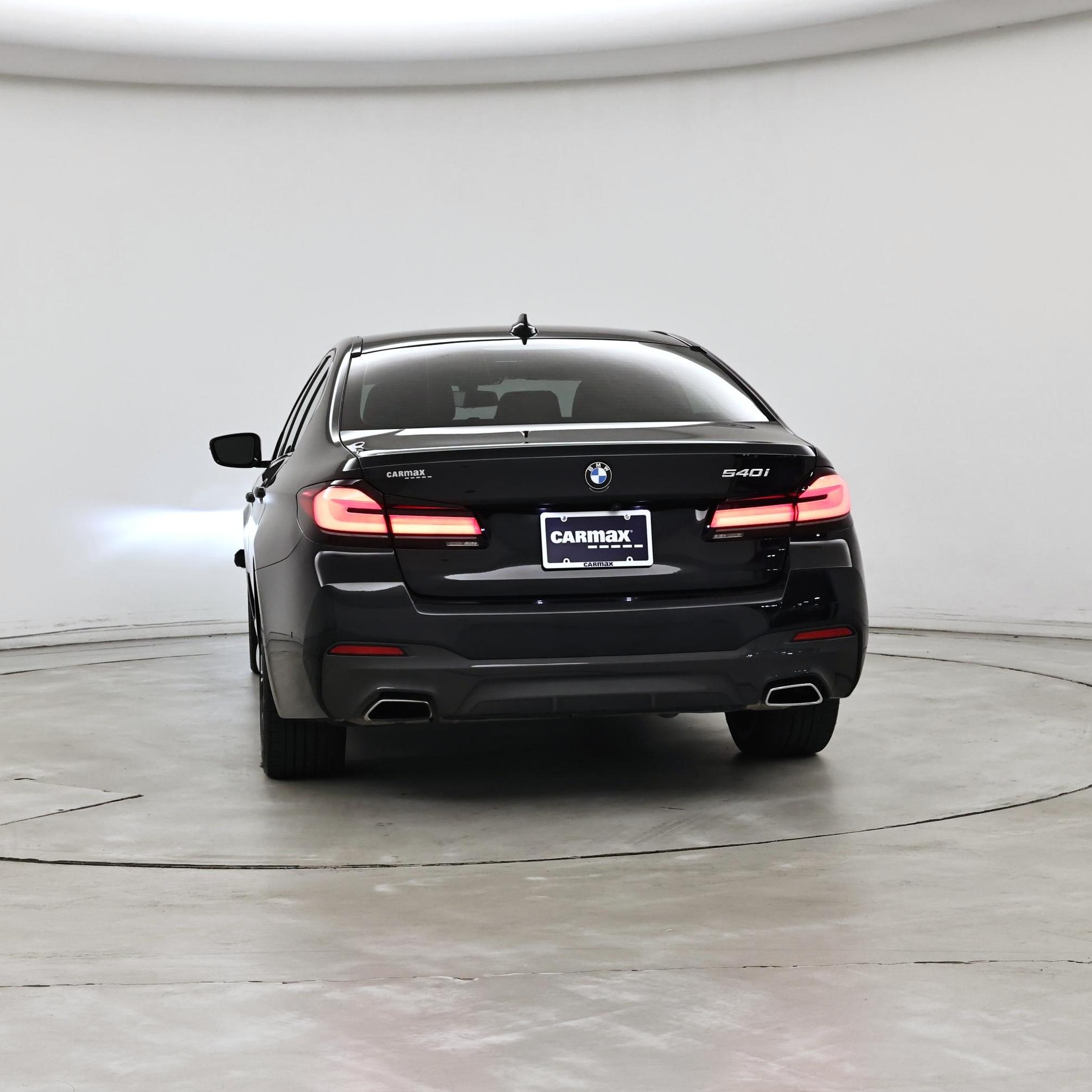 Thumbnail: 2021 BMW 5 Series - 6