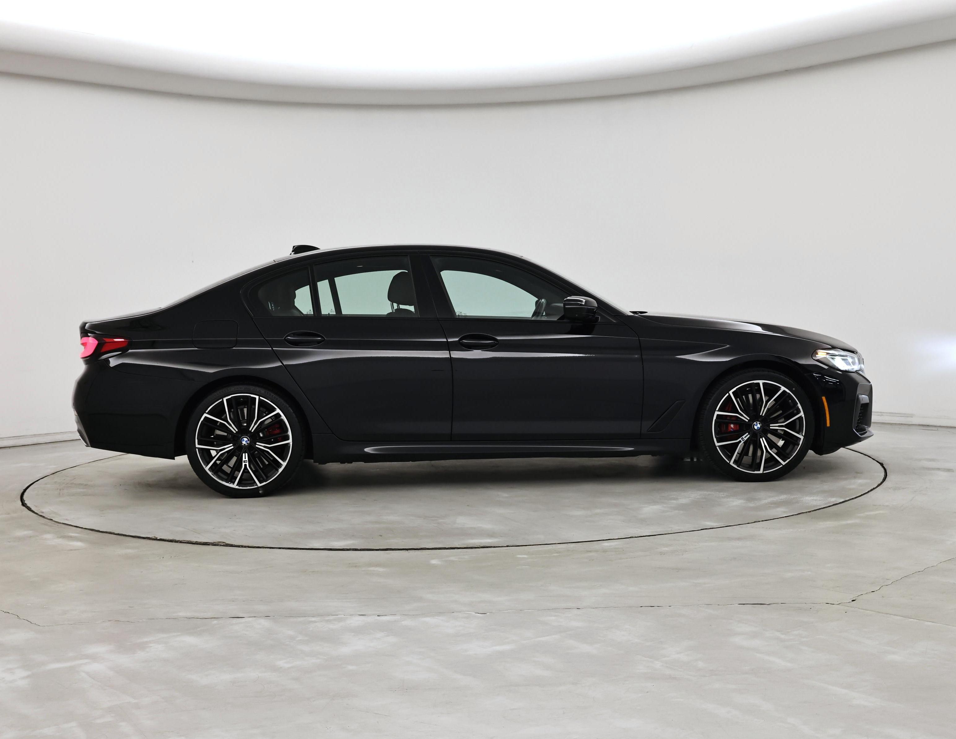 Thumbnail: 2021 BMW 5 Series - 7