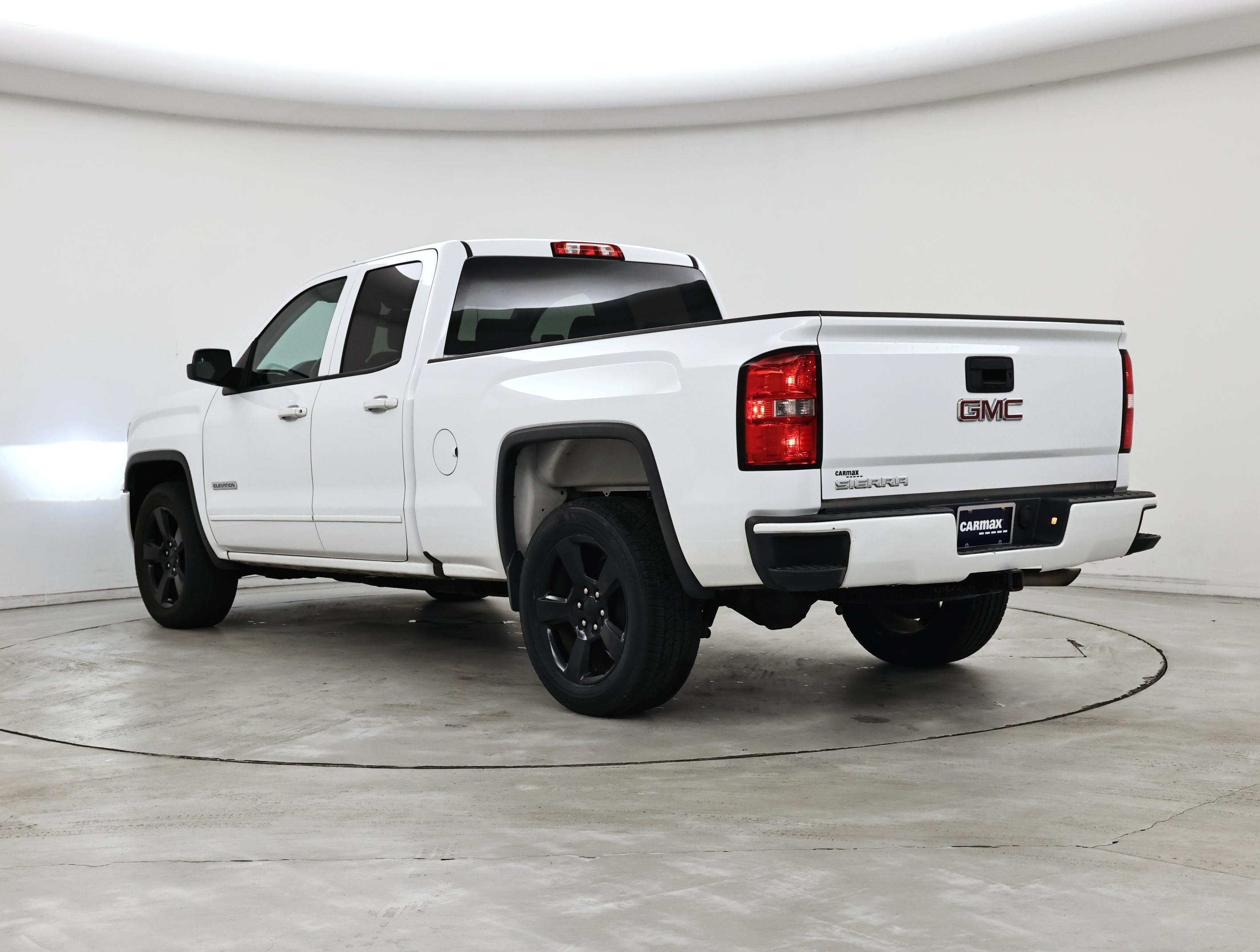 Thumbnail: 2017 GMC Sierra 1500 - 2