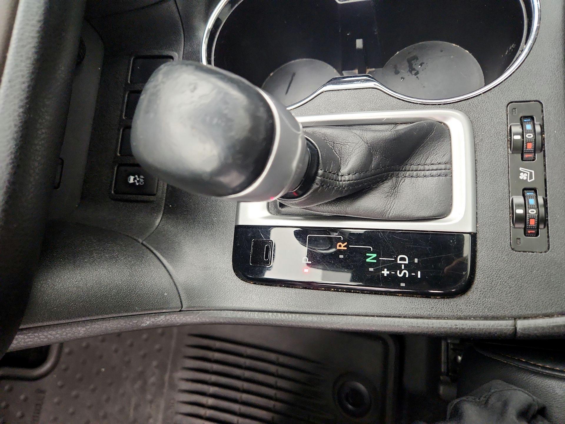 Thumbnail: 2017 Toyota Highlander - 17