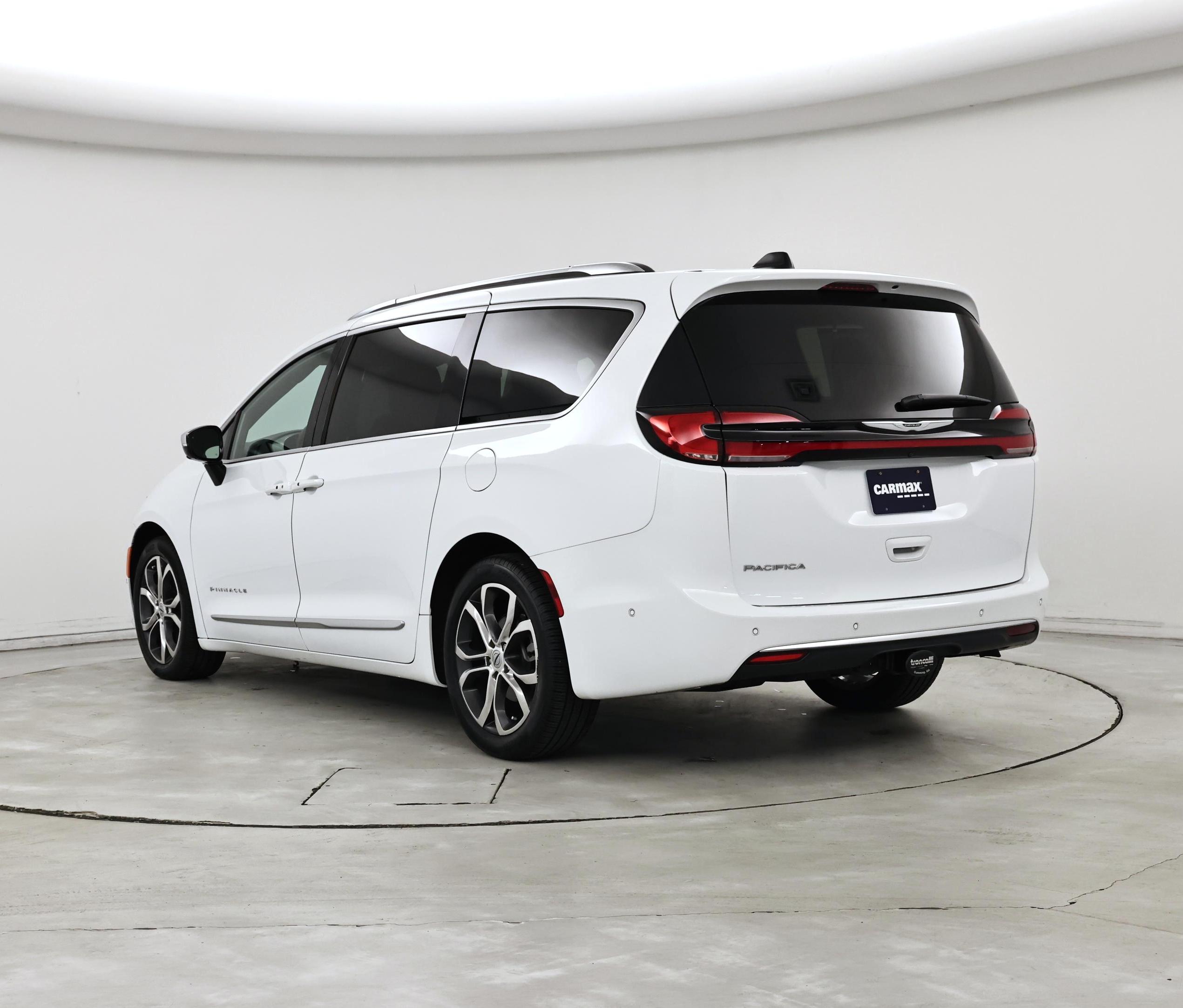 Thumbnail: 2025 Chrysler Pacifica - 2