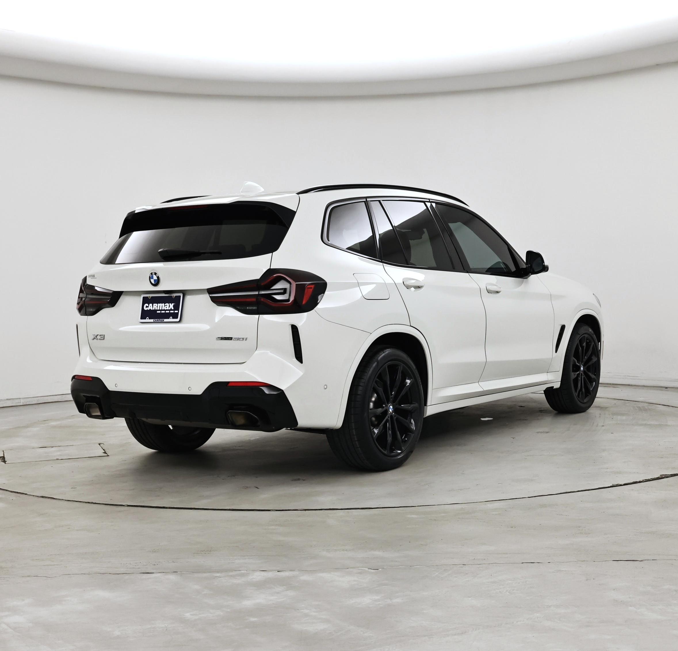 Thumbnail: 2024 BMW X3 - 8