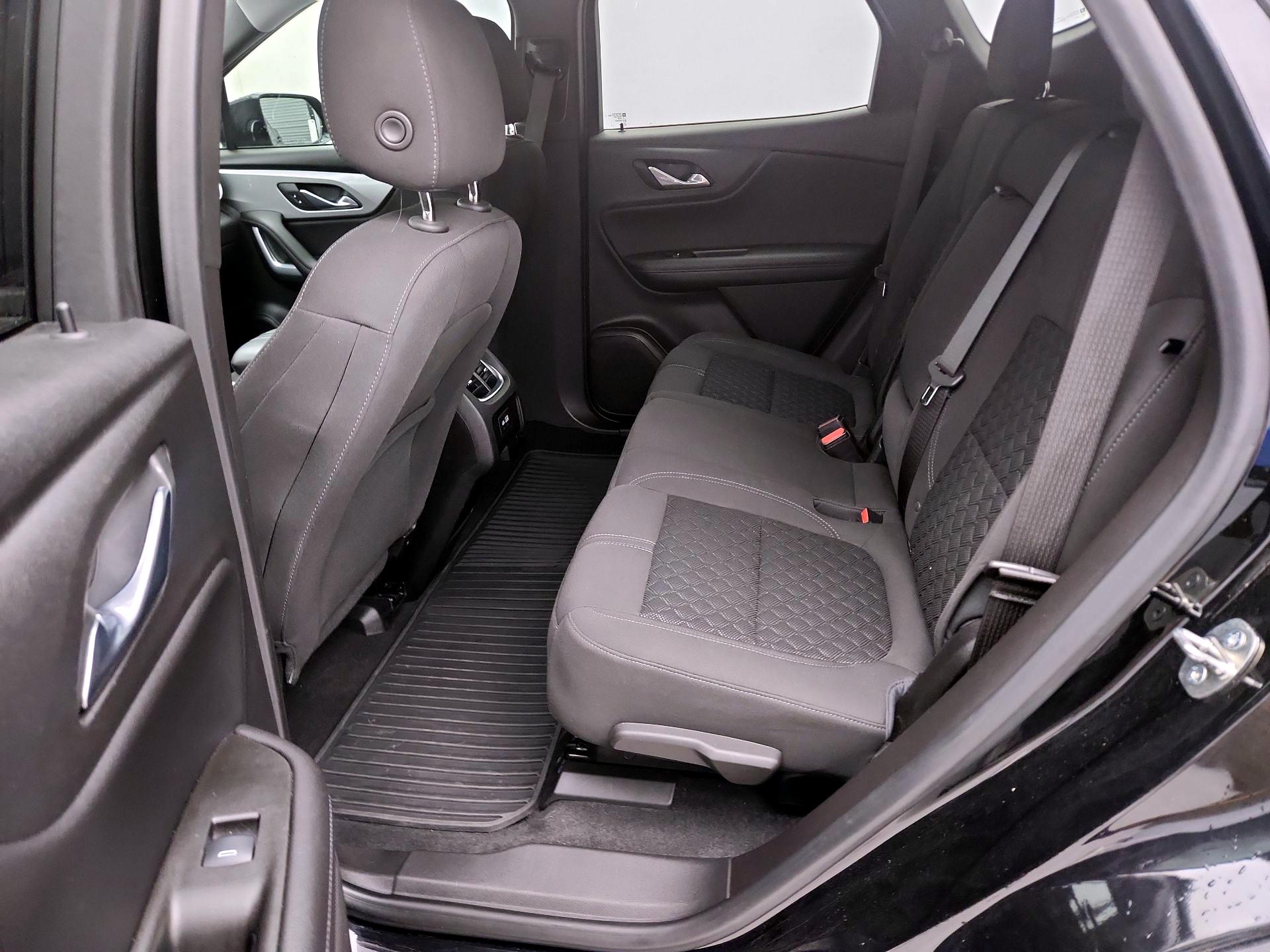 Thumbnail: 2020 Chevrolet Blazer - 19