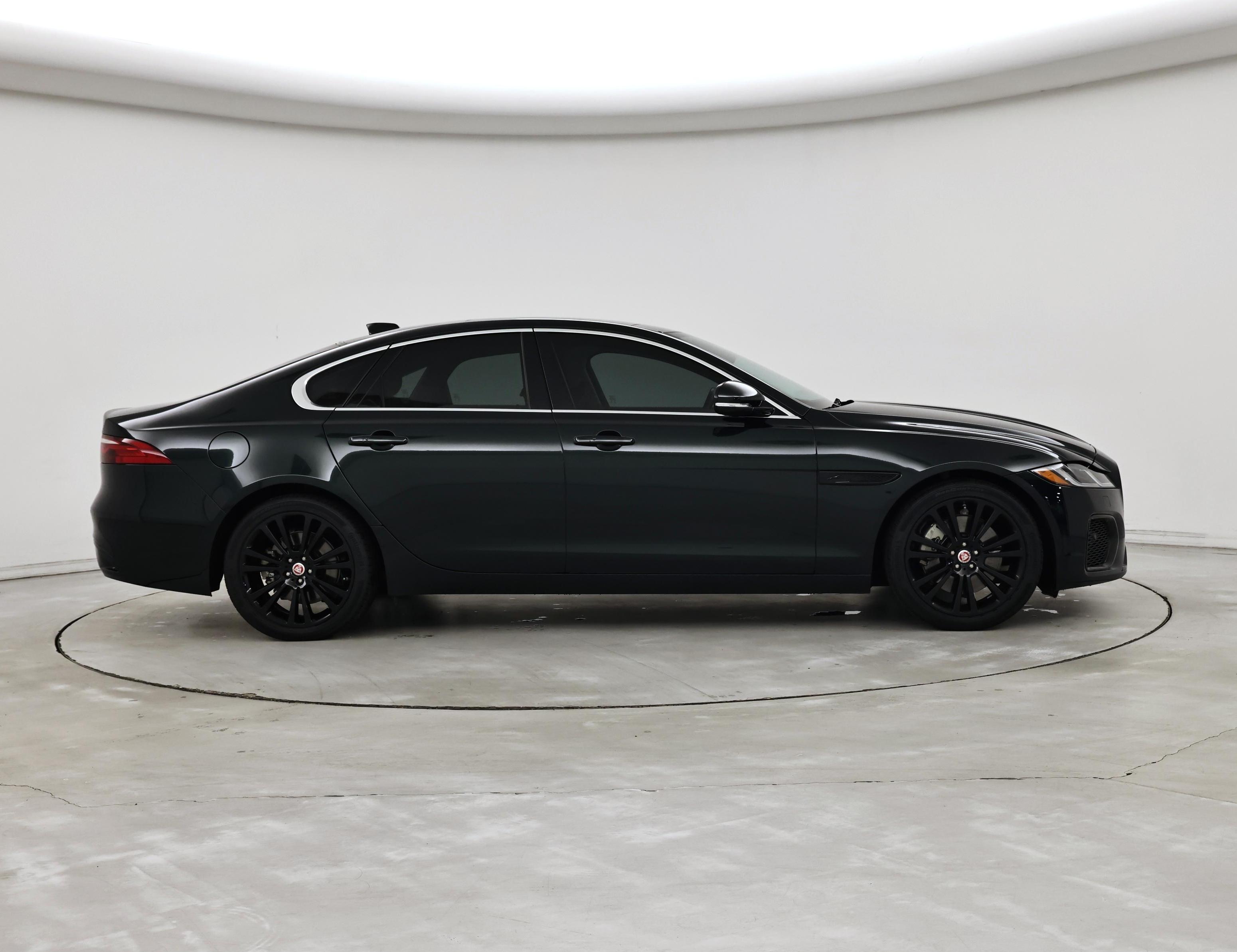 Thumbnail: 2023 Jaguar XF - 7