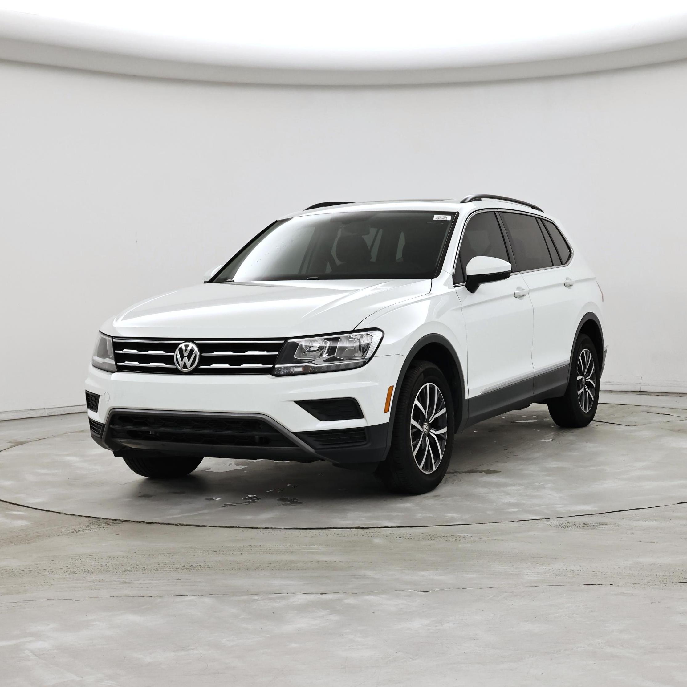 Thumbnail: 2020 Volkswagen Tiguan - 4