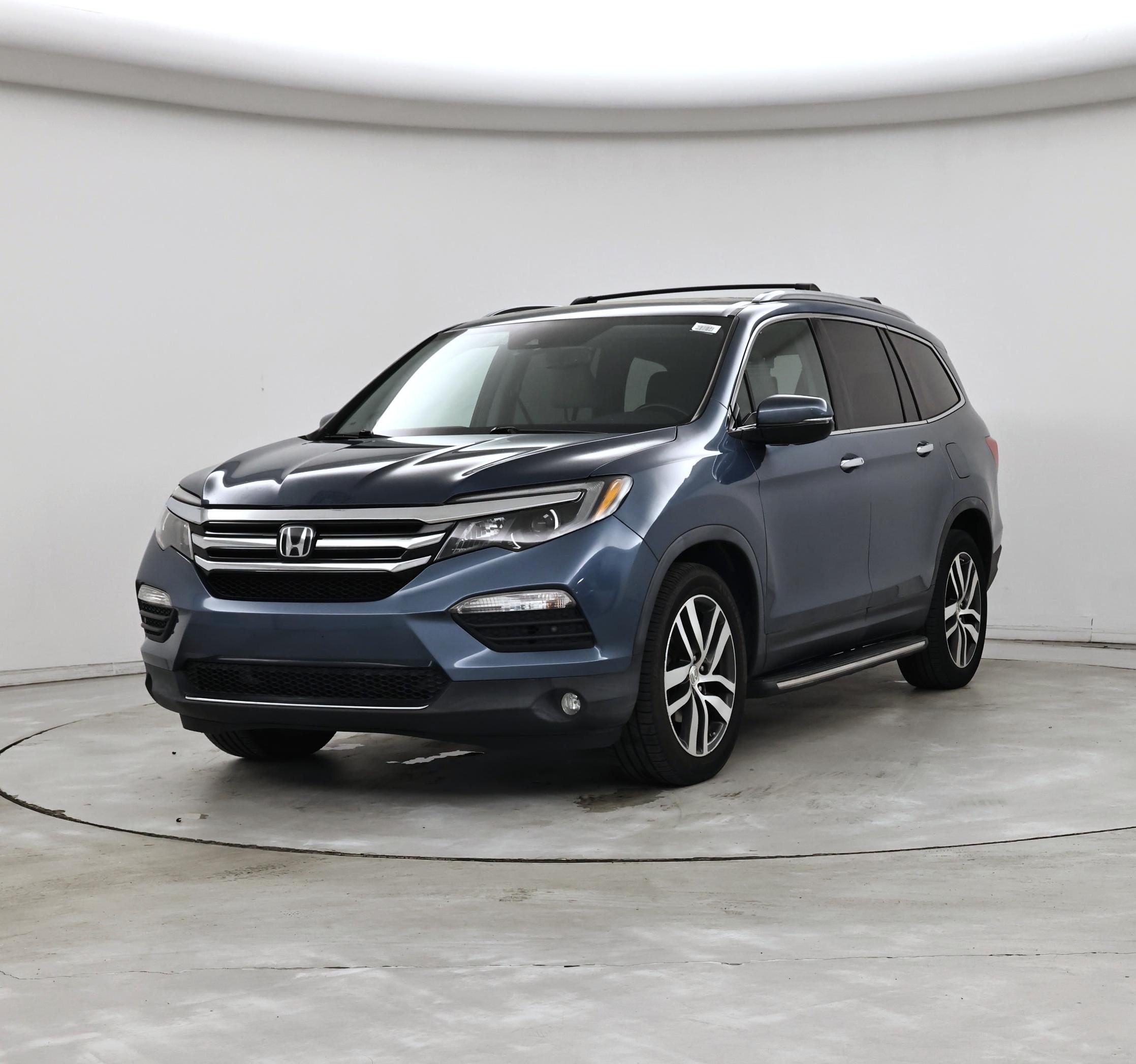 Thumbnail: 2016 Honda Pilot - 4