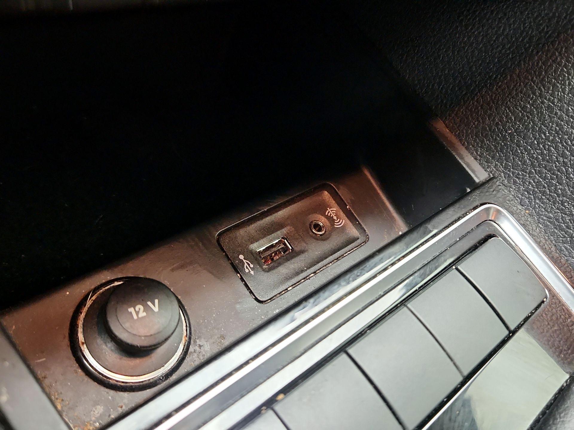 Thumbnail: 2016 Volkswagen Jetta - 18