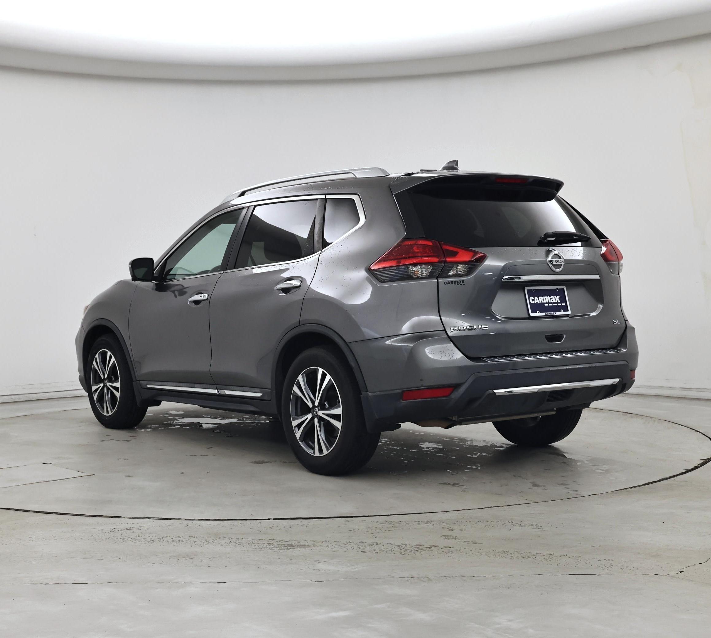 Thumbnail: 2017 Nissan Rogue - 2