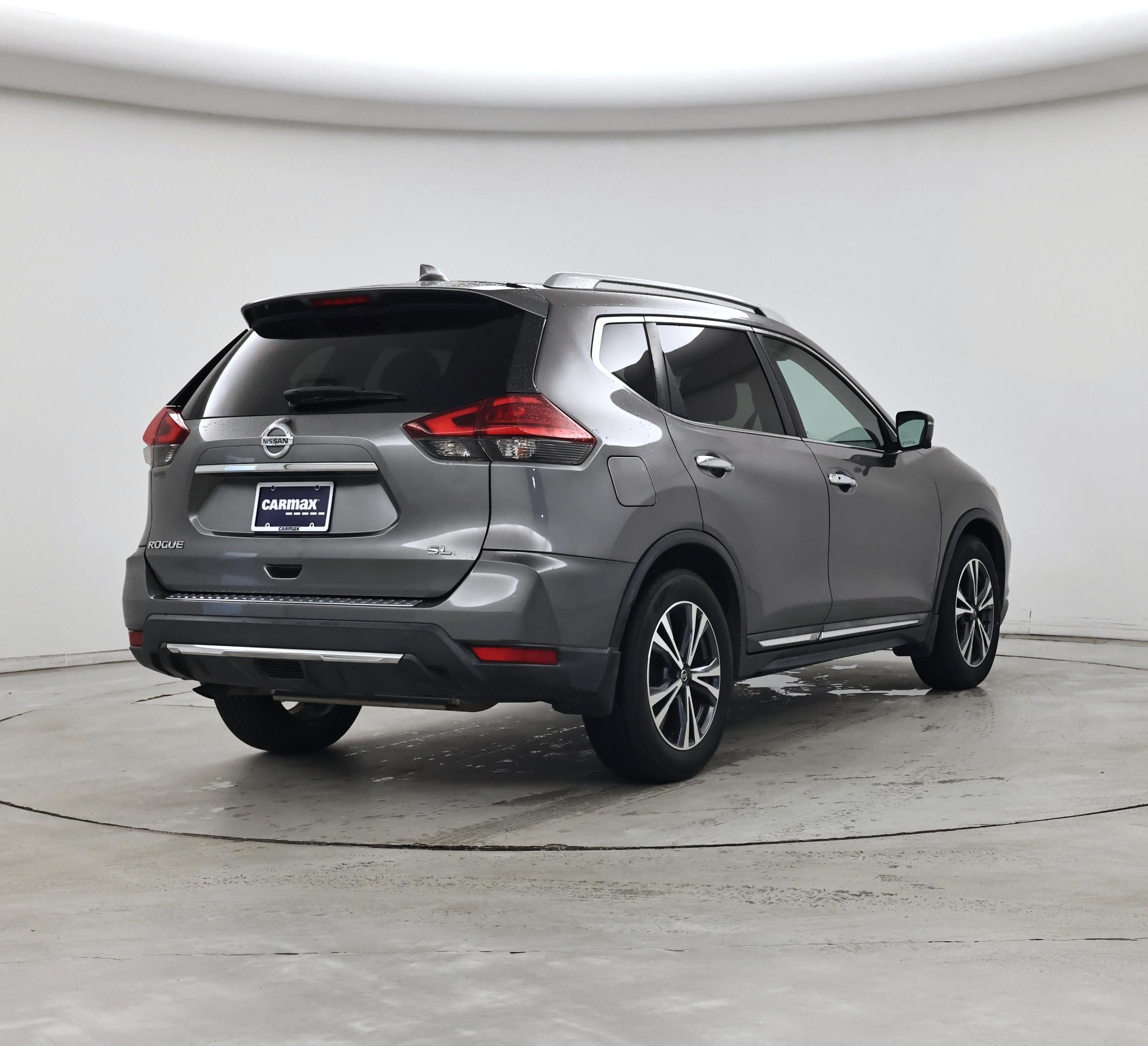Thumbnail: 2017 Nissan Rogue - 8
