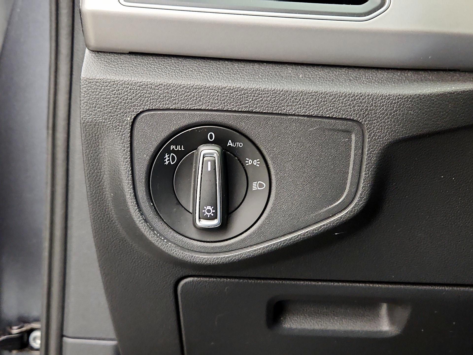 Thumbnail: 2019 Volkswagen Atlas - 13