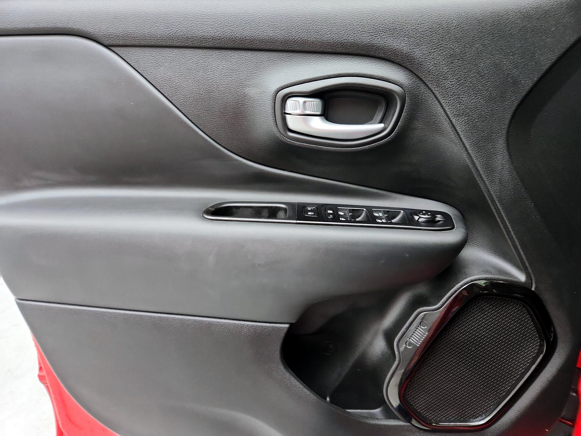 Thumbnail: 2023 Jeep Renegade - 12