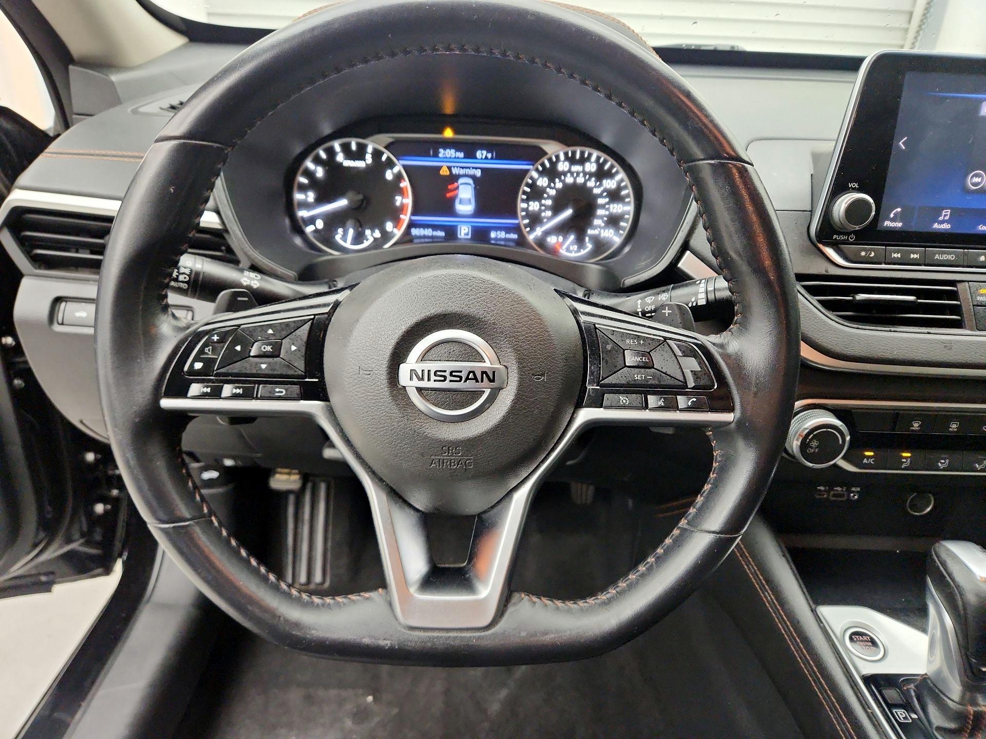 Thumbnail: 2020 Nissan Altima - 10