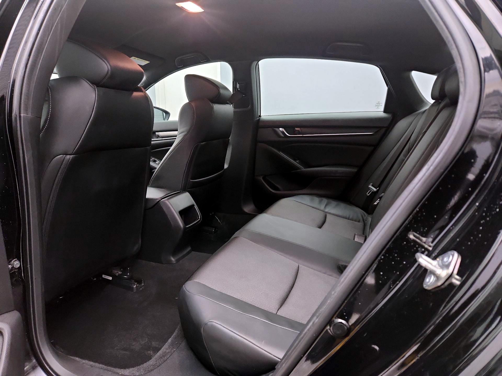 Thumbnail: 2018 Honda Accord - 19