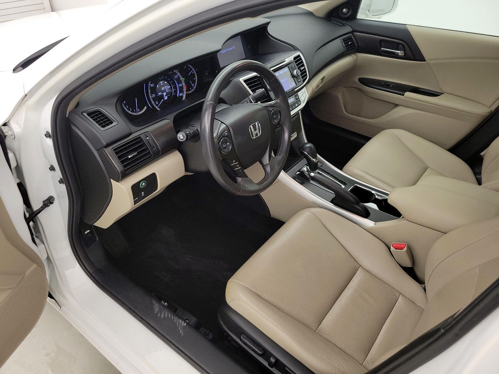 Thumbnail: 2015 Honda Accord - 11