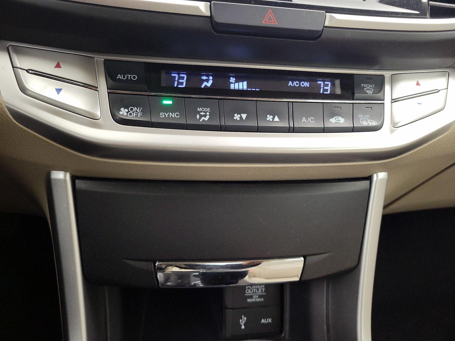 Thumbnail: 2015 Honda Accord - 16